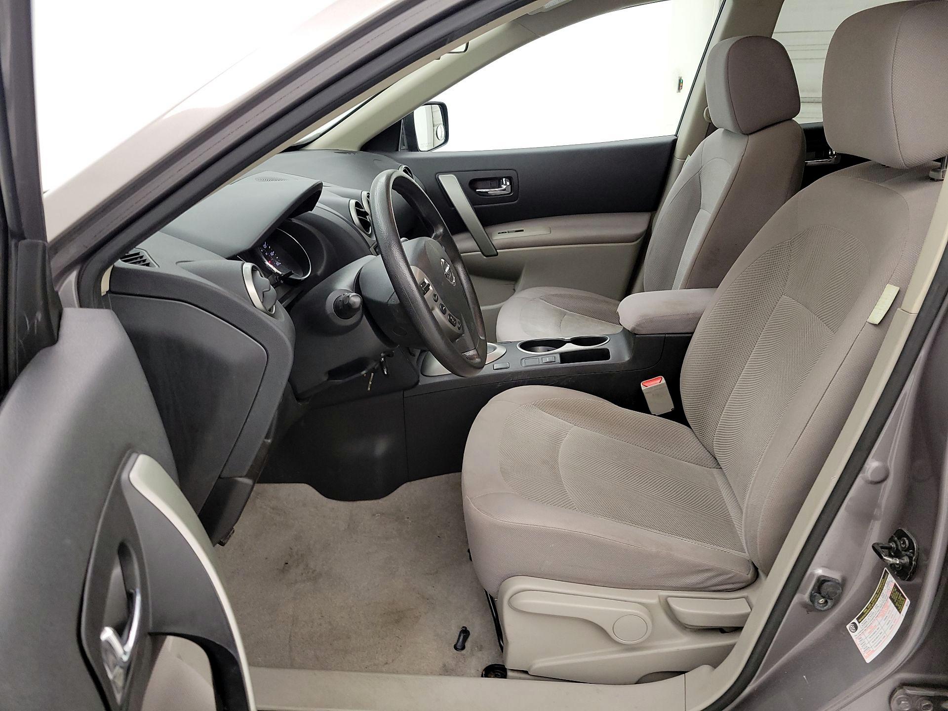 Thumbnail: 2013 Nissan Rogue - 11