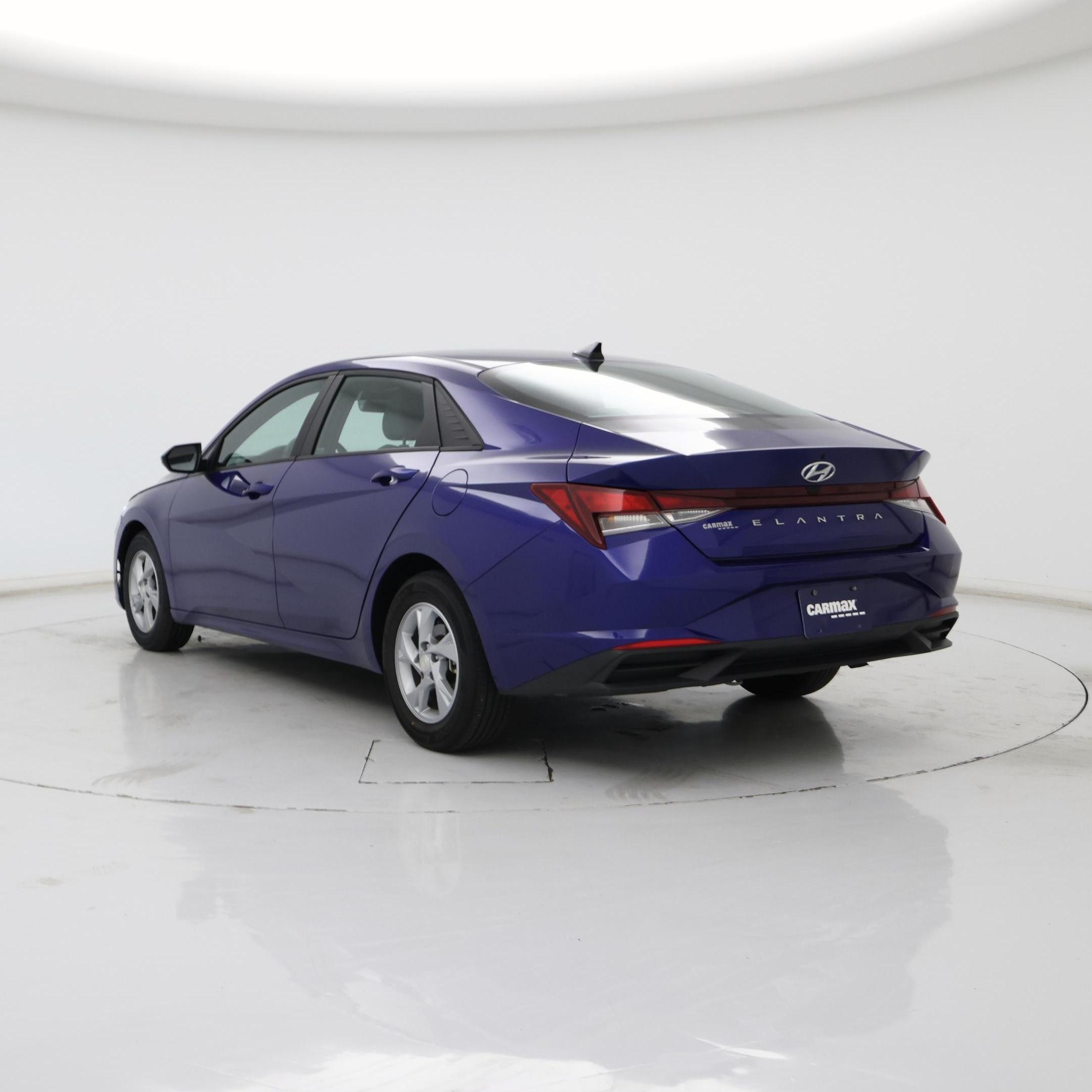 Thumbnail: 2022 Hyundai Elantra - 2