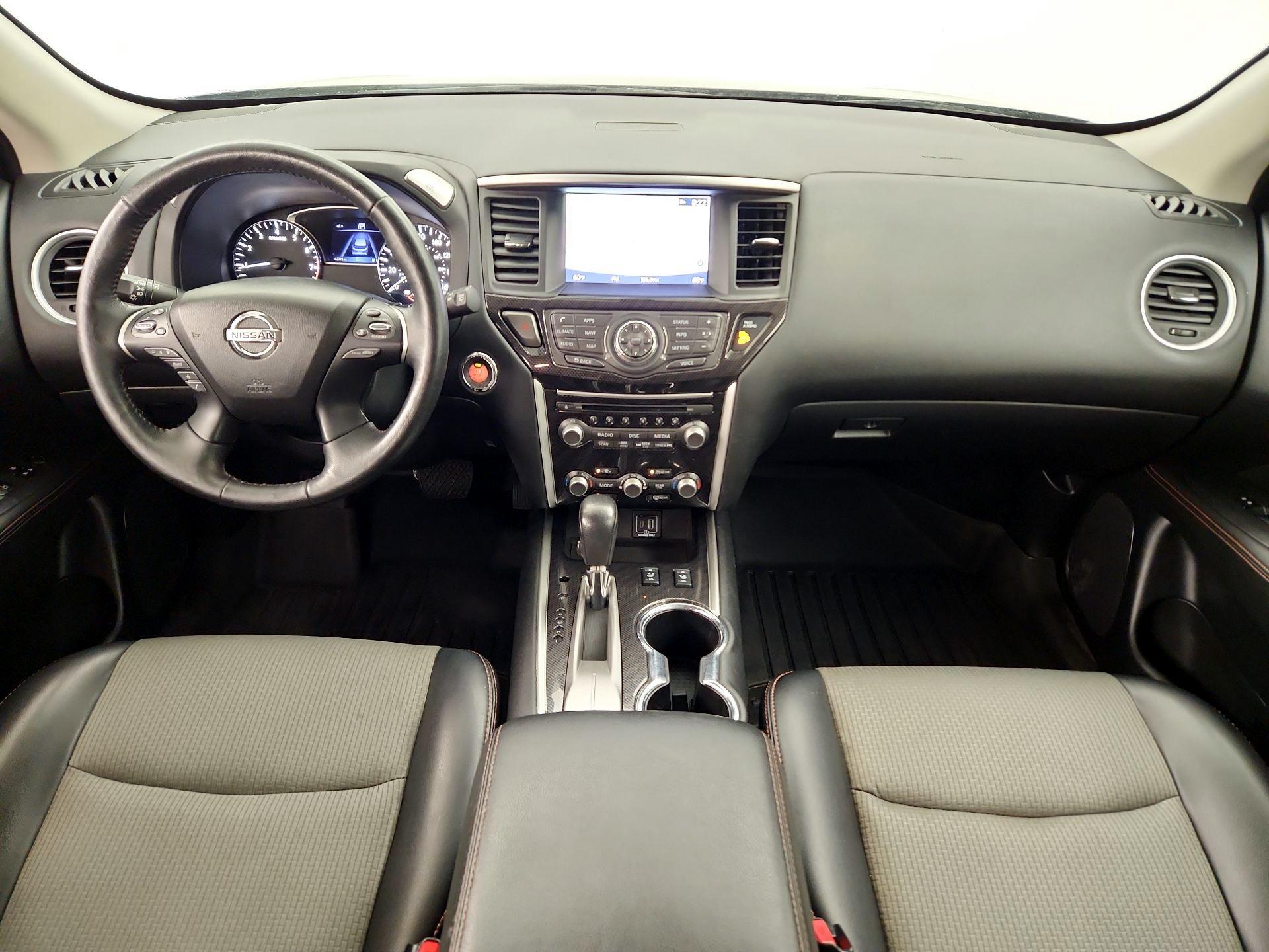 Thumbnail: 2019 Nissan Pathfinder - 9