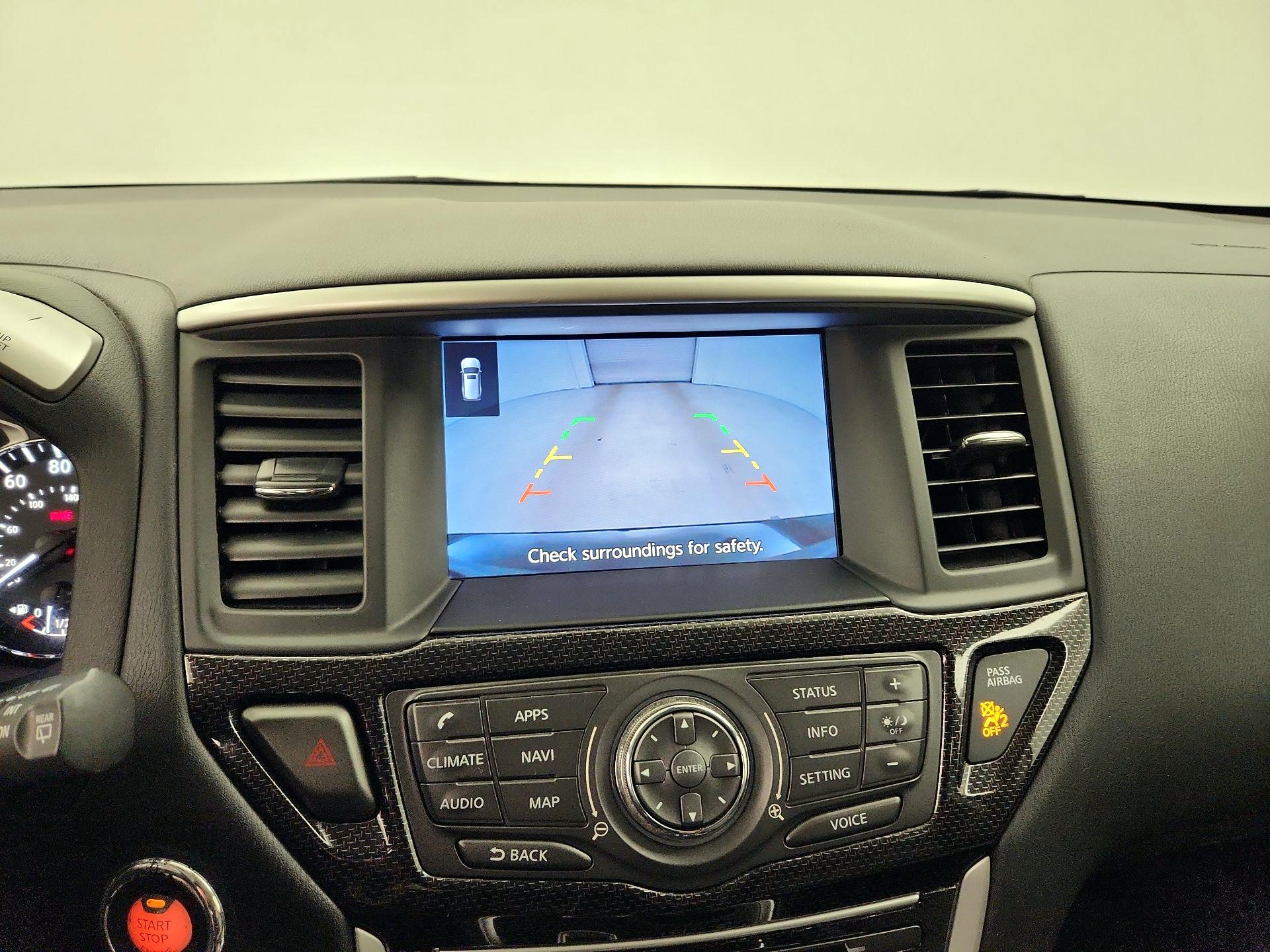 Thumbnail: 2019 Nissan Pathfinder - 15