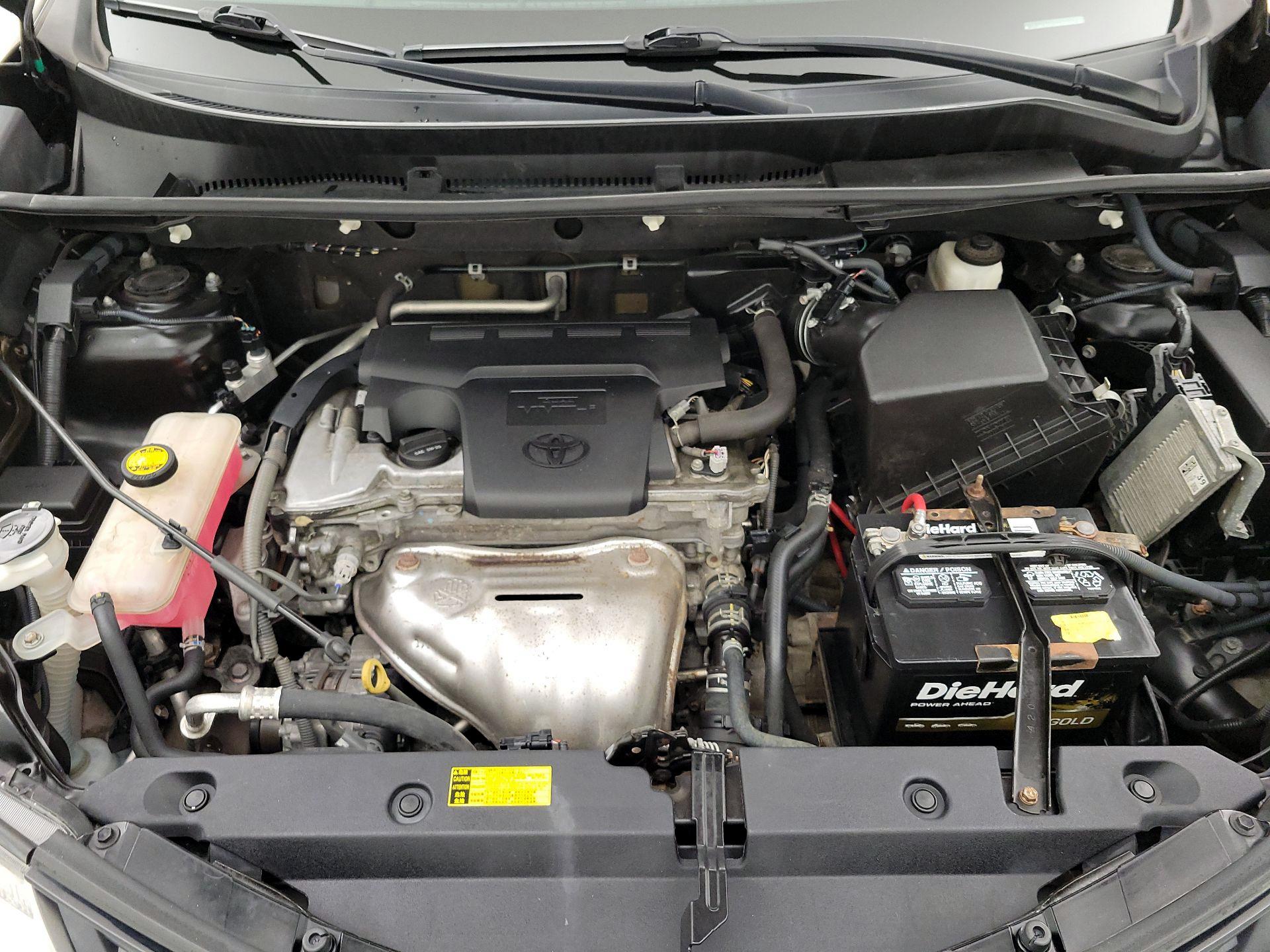 Thumbnail: 2014 Toyota RAV4 - 17