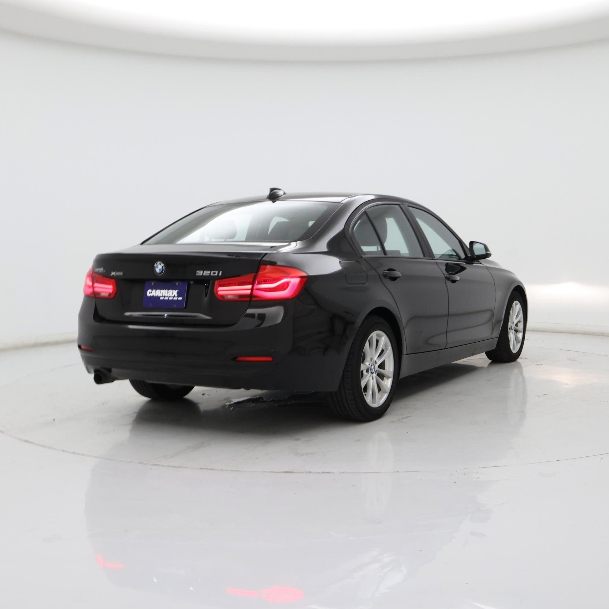 Thumbnail: 2016 BMW 3 Series - 8