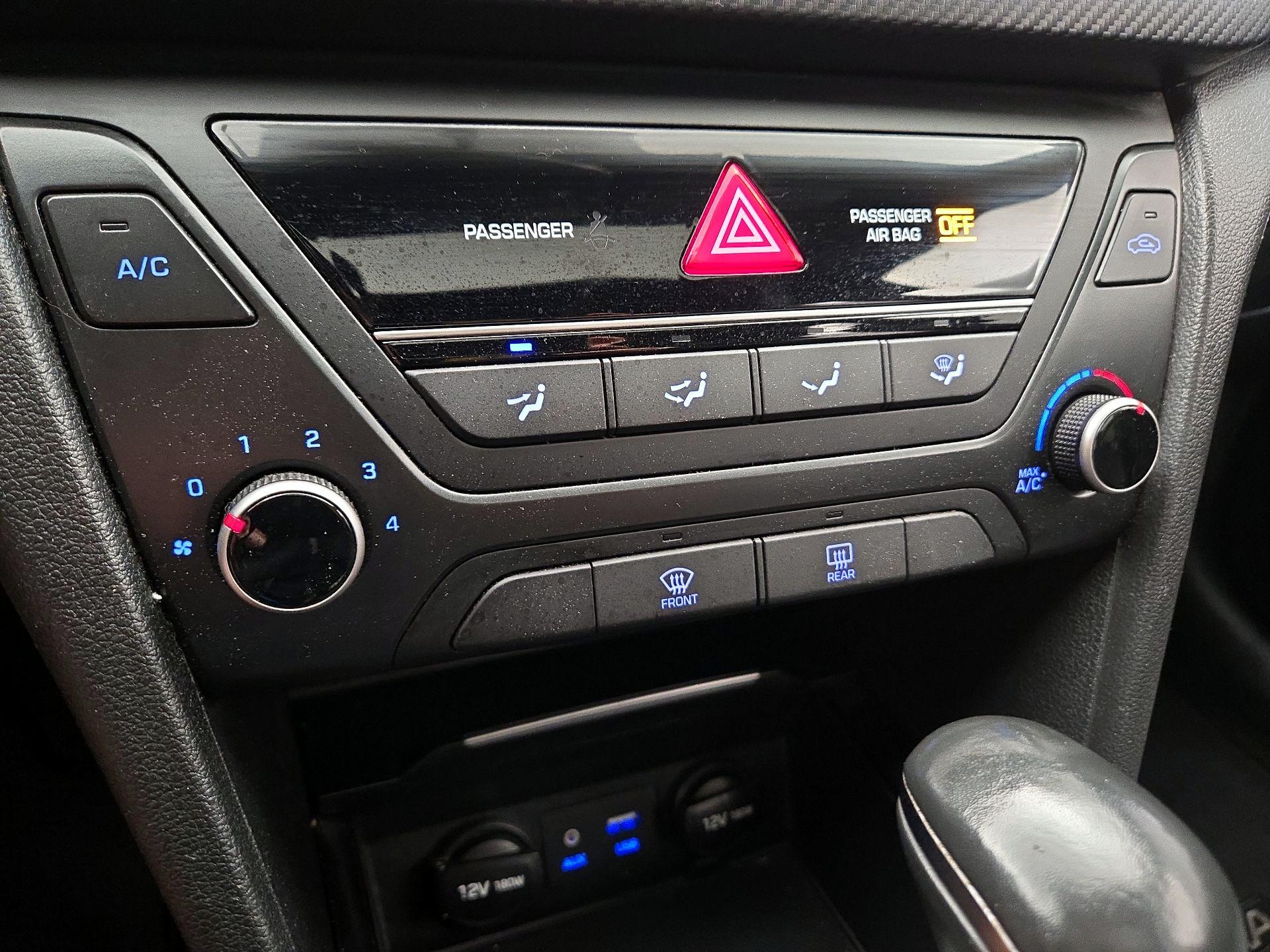 Thumbnail: 2018 Hyundai Elantra - 16