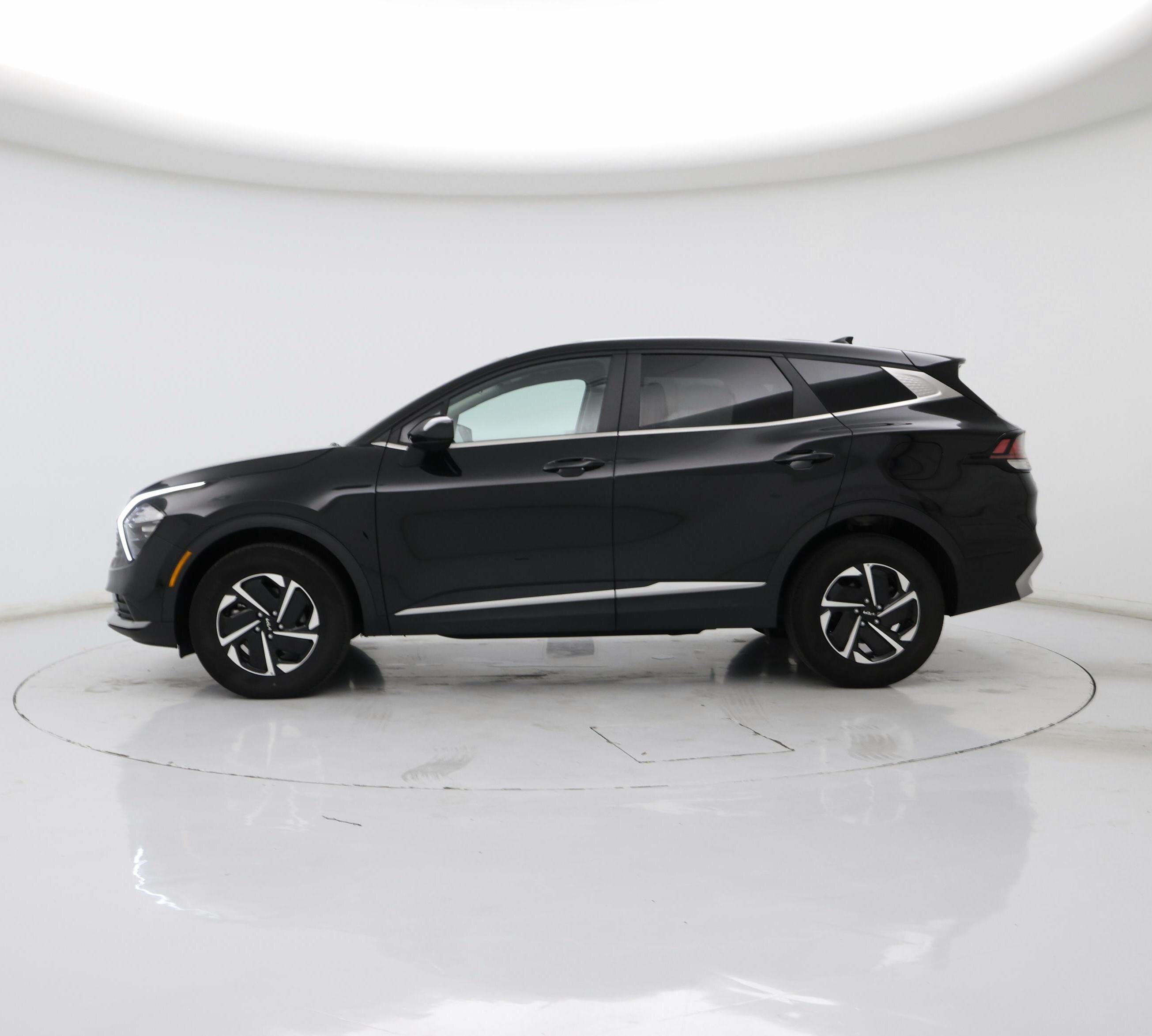 Thumbnail: 2023 Kia Sportage - 3