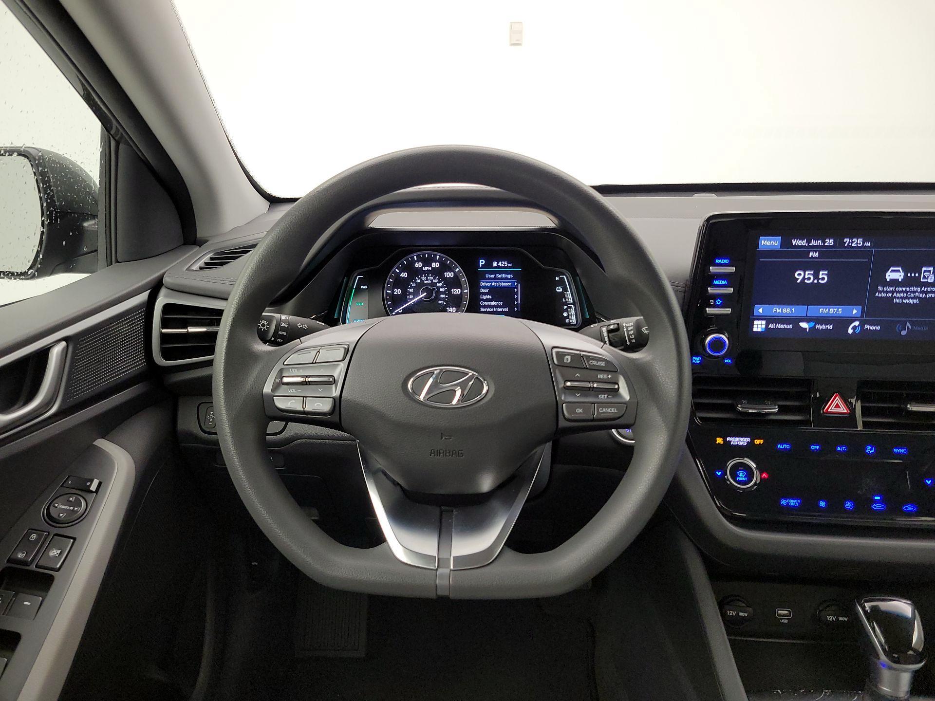 Thumbnail: 2022 Hyundai Ioniq - 10
