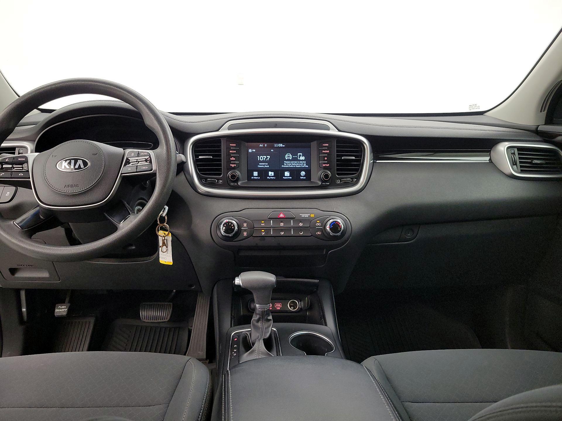 Thumbnail: 2019 Kia Sorento - 9