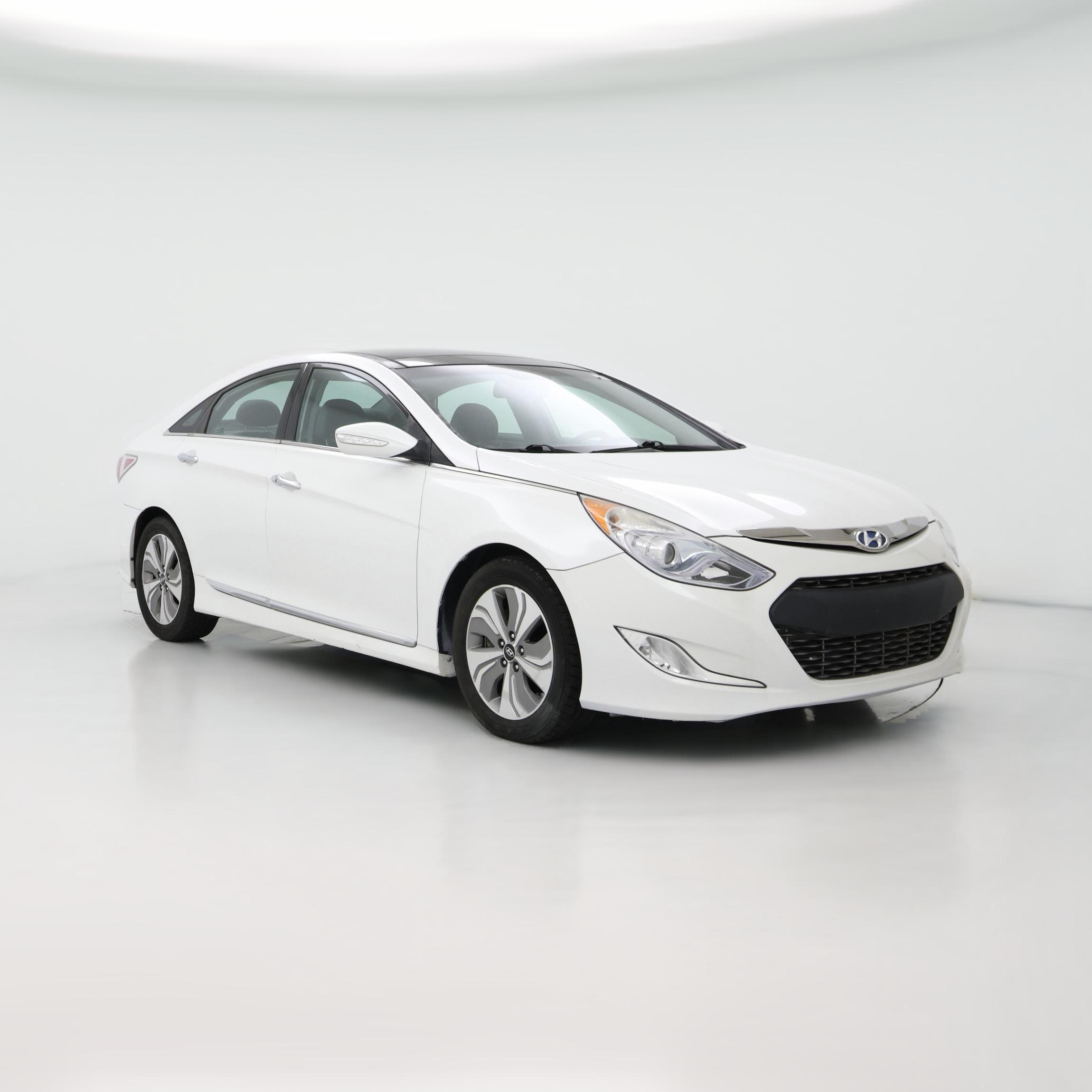 Thumbnail: 2015 Hyundai Sonata - 1