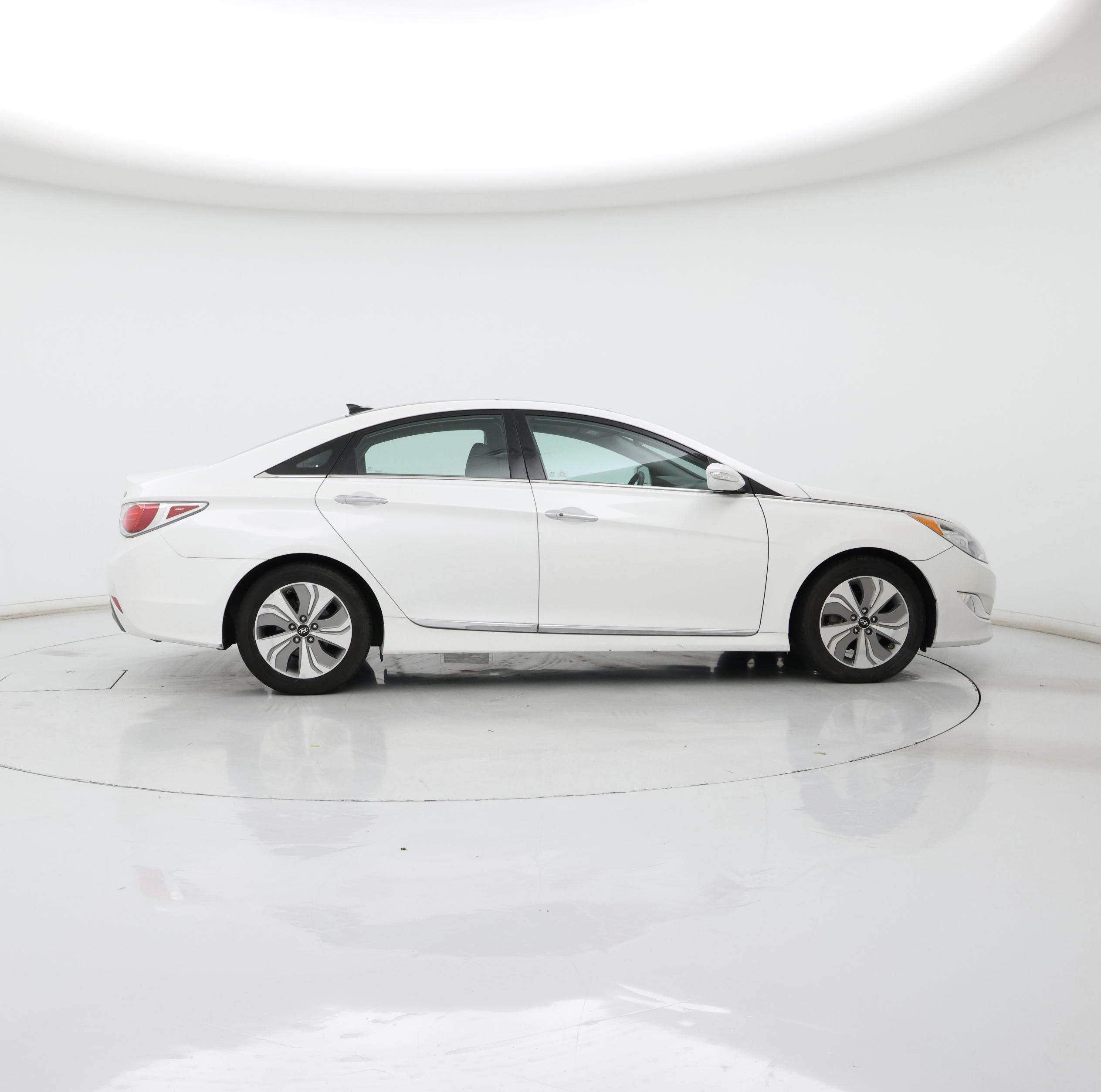 Thumbnail: 2015 Hyundai Sonata - 7