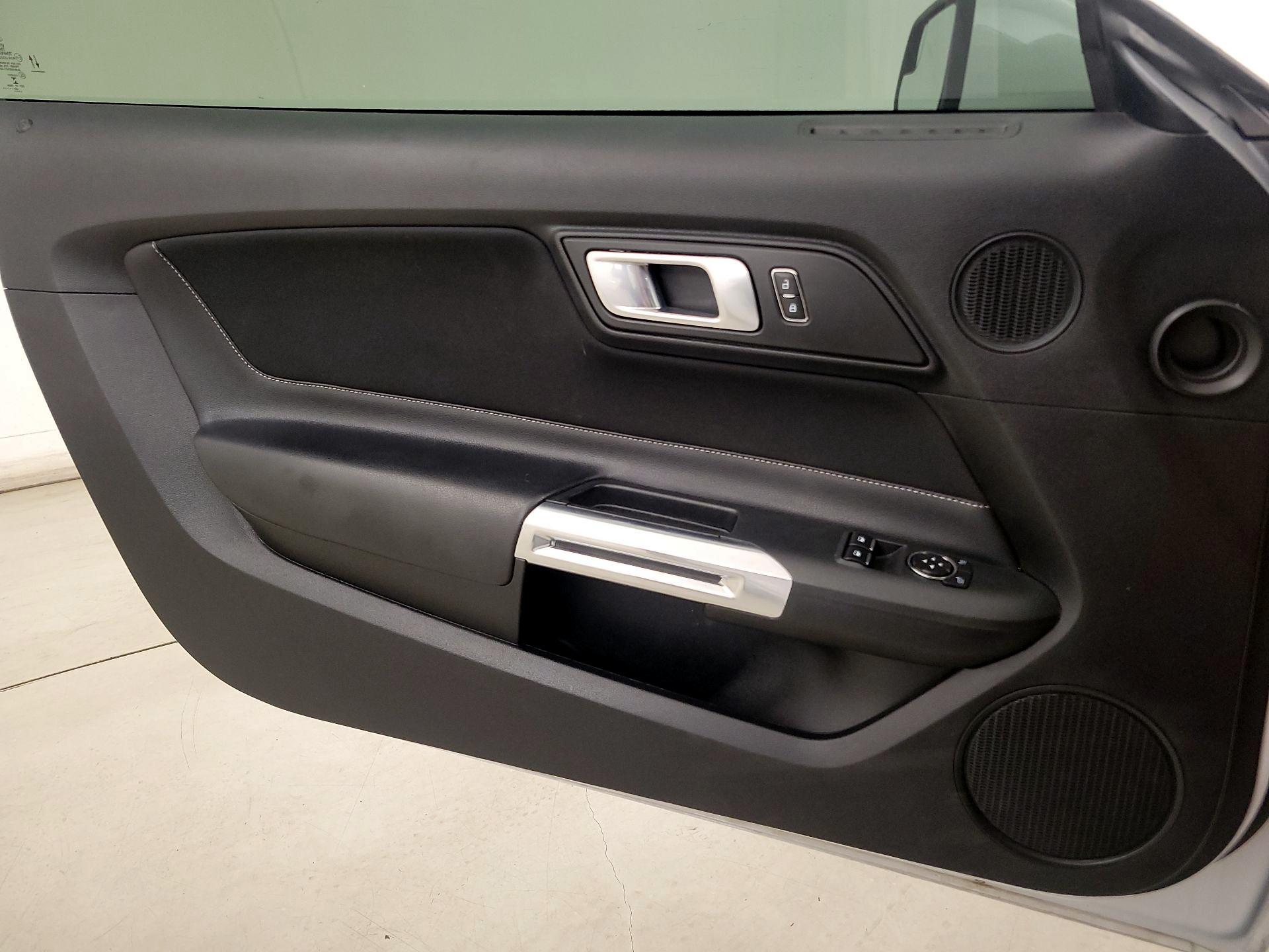 Thumbnail: 2020 Ford Mustang - 12