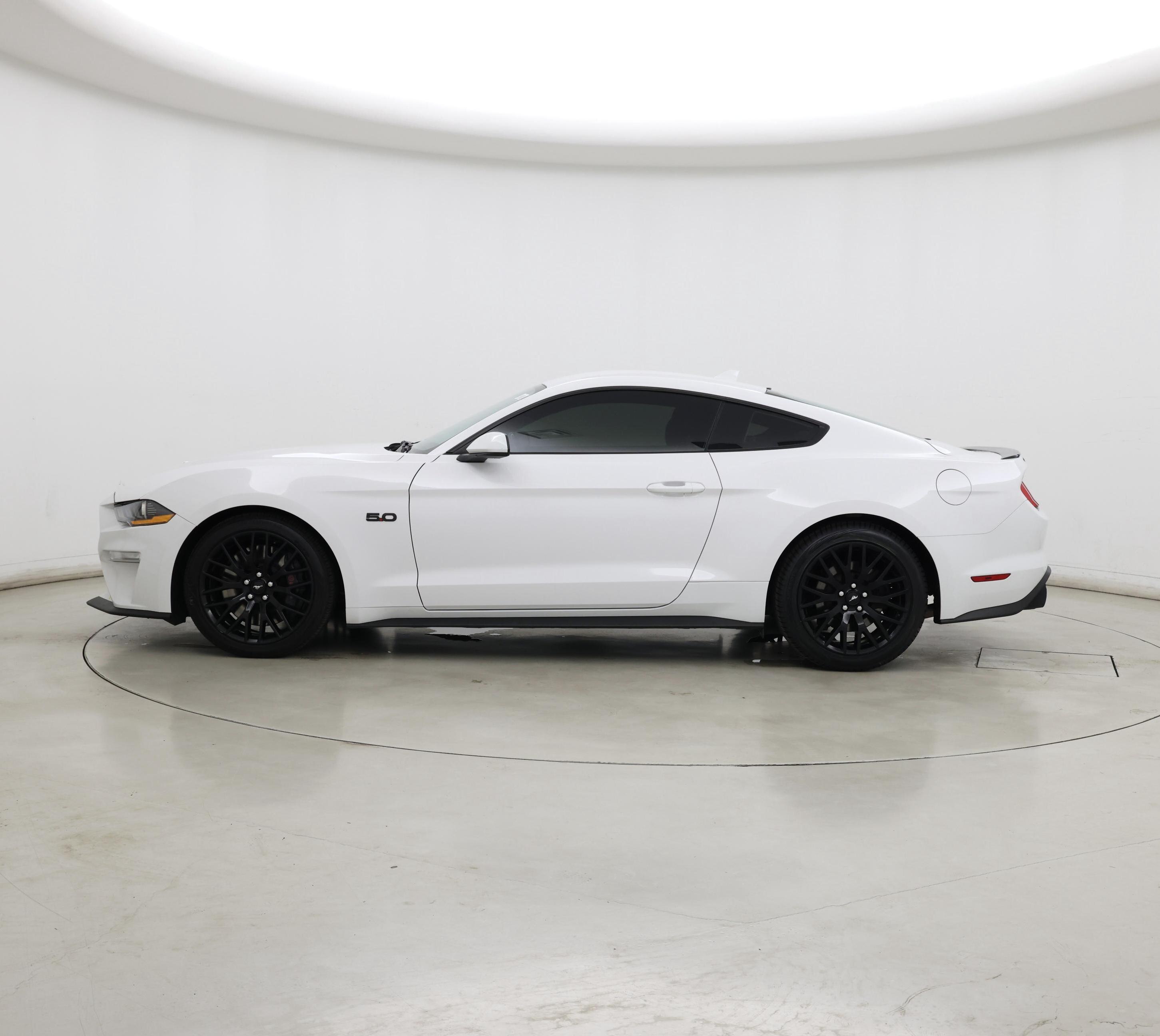 Thumbnail: 2020 Ford Mustang - 3