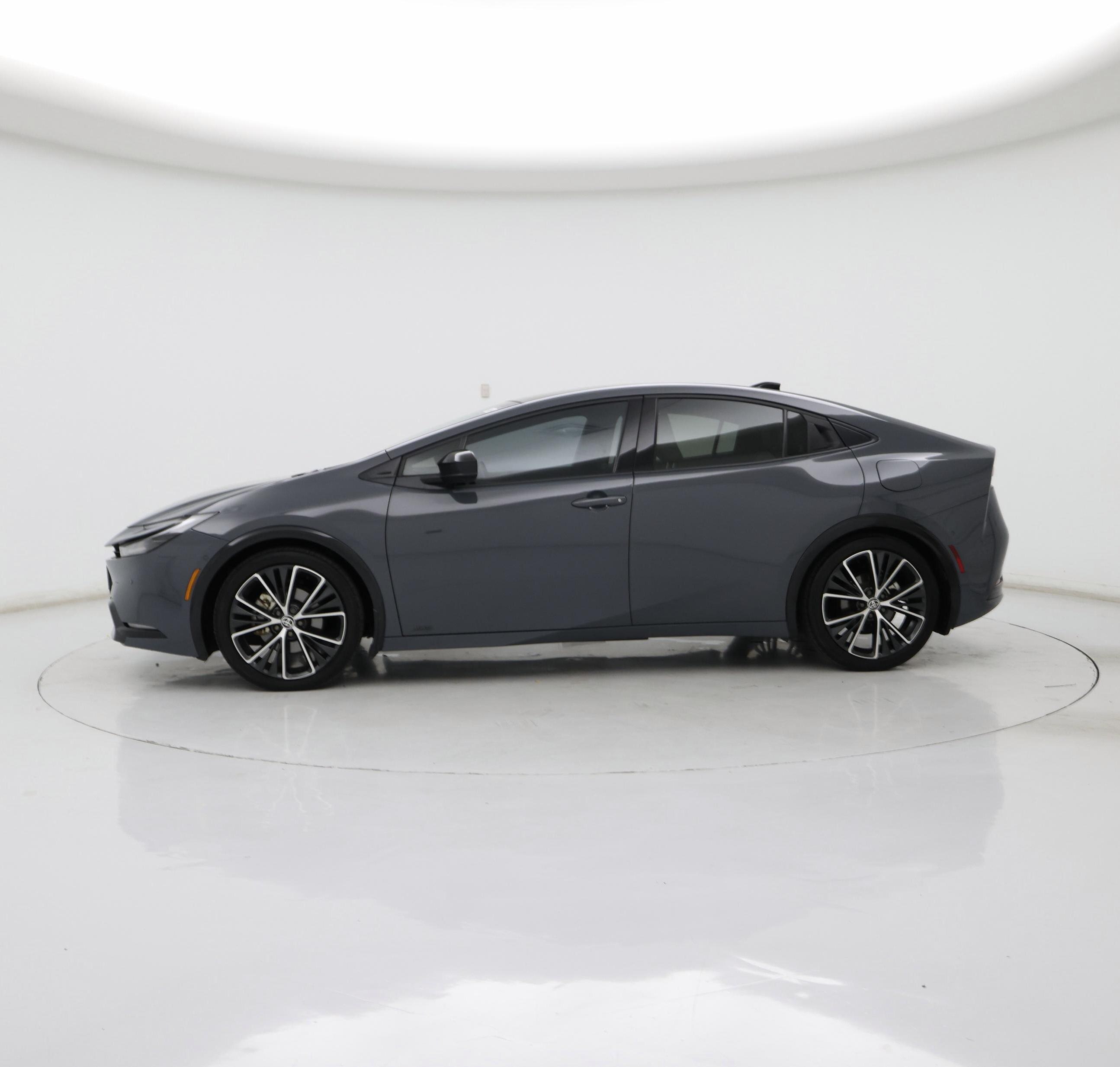 Thumbnail: 2023 Toyota Prius - 3