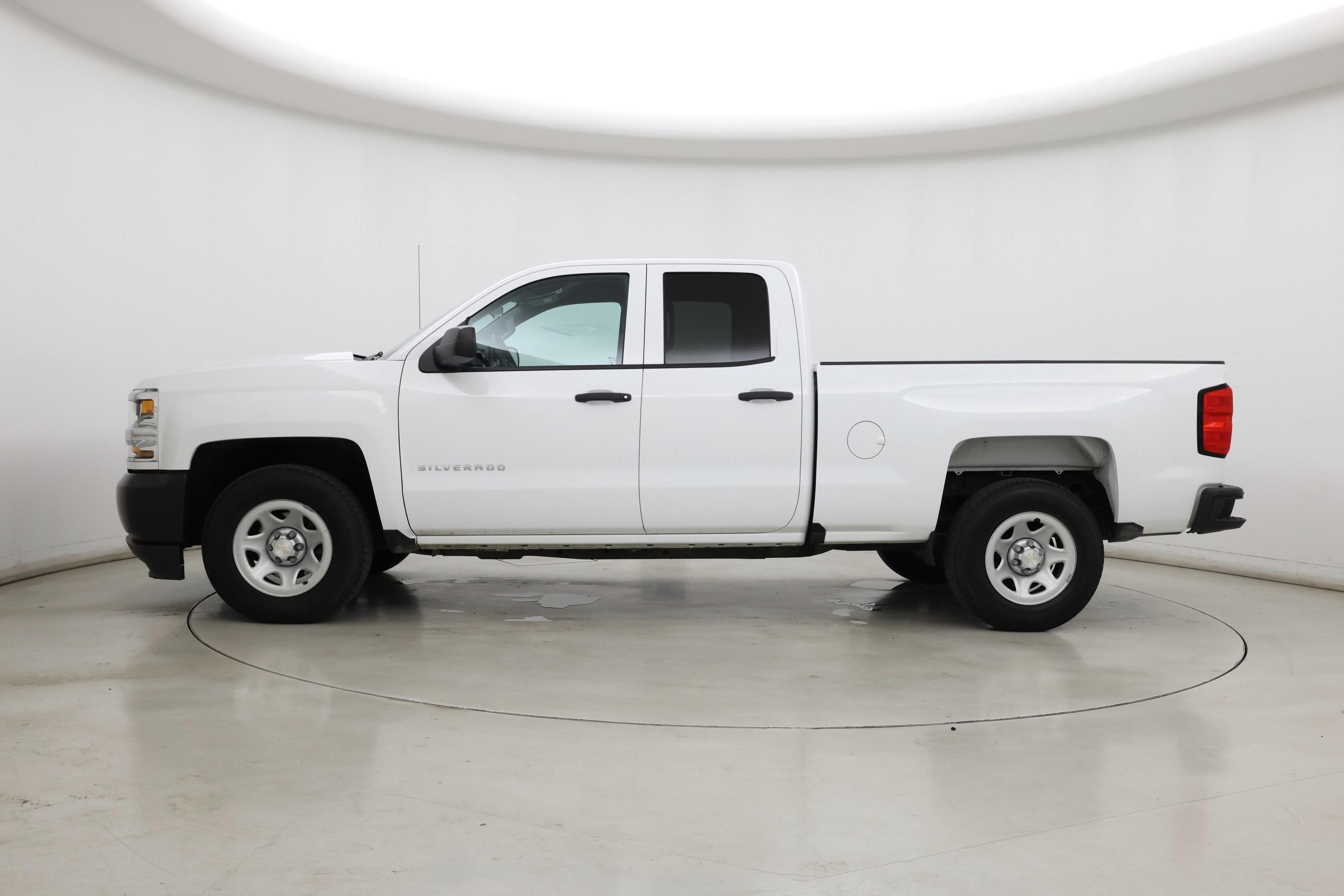 Thumbnail: 2019 Chevrolet Silverado 1500 - 3