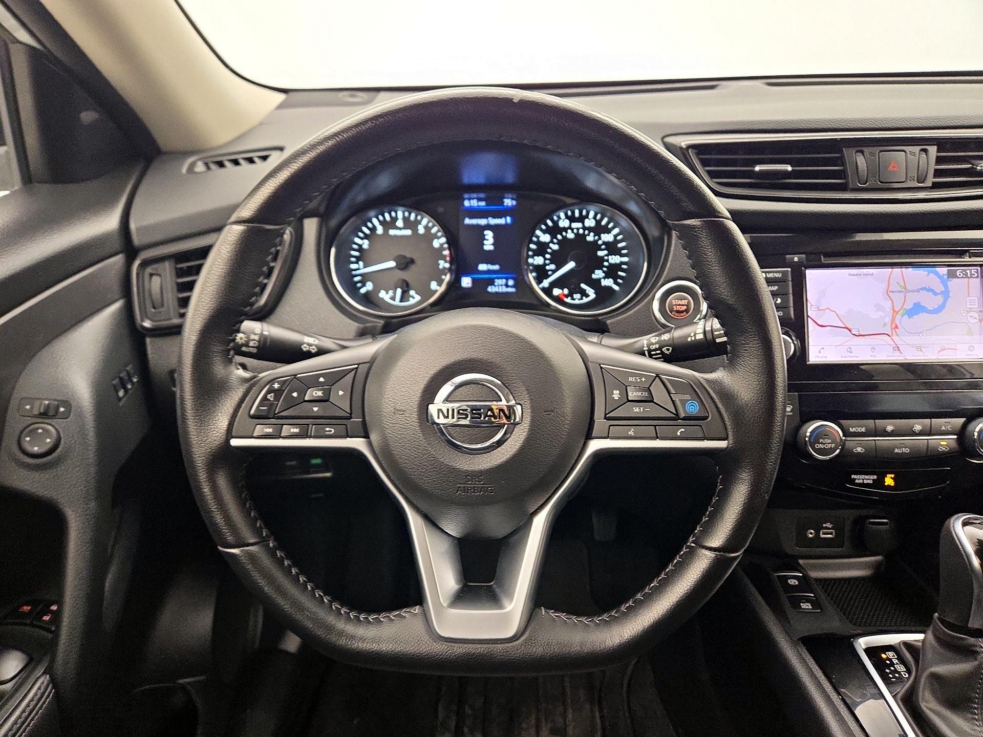 Thumbnail: 2020 Nissan Rogue - 10