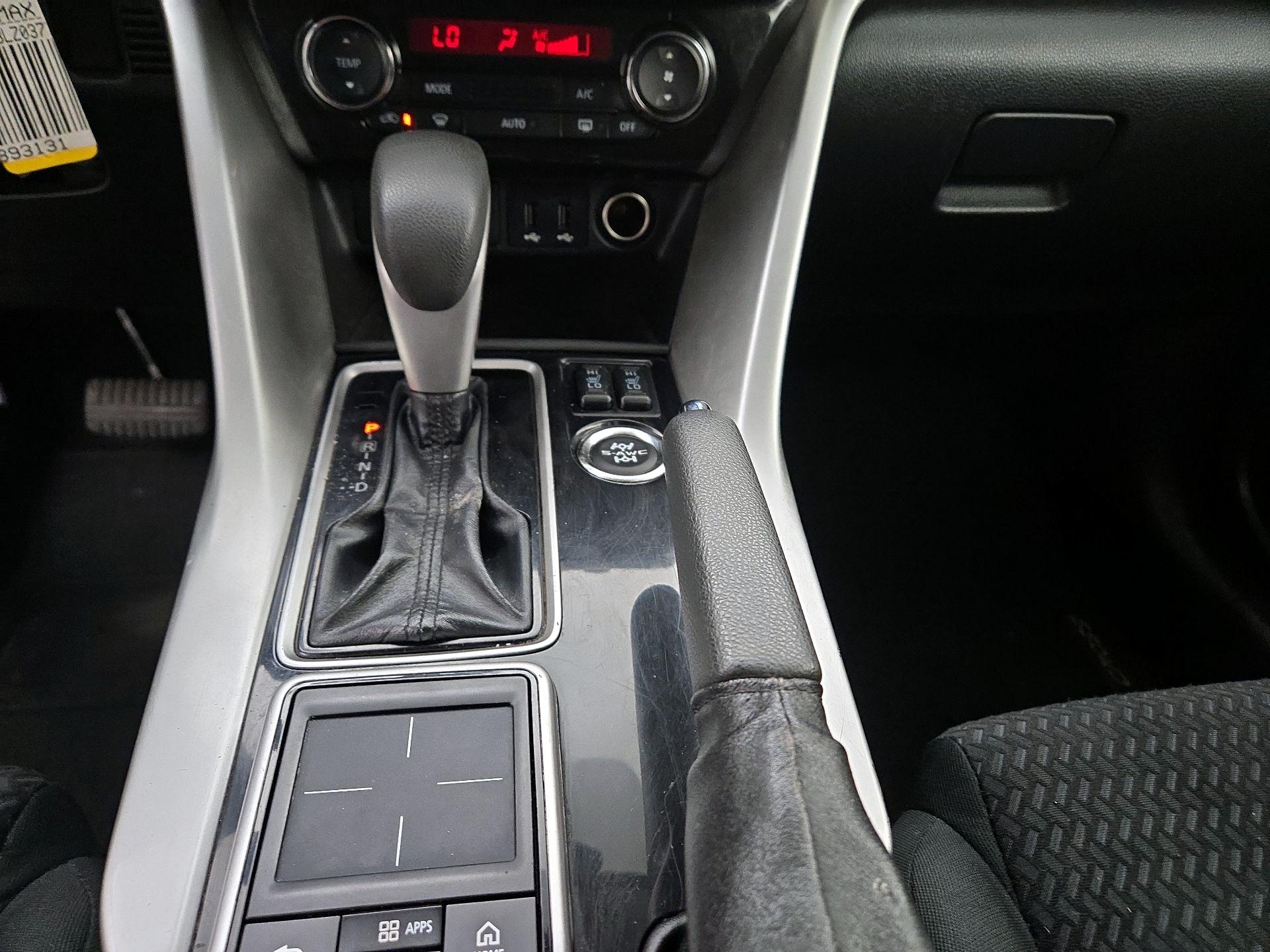 Thumbnail: 2020 Mitsubishi Eclipse Cross - 17