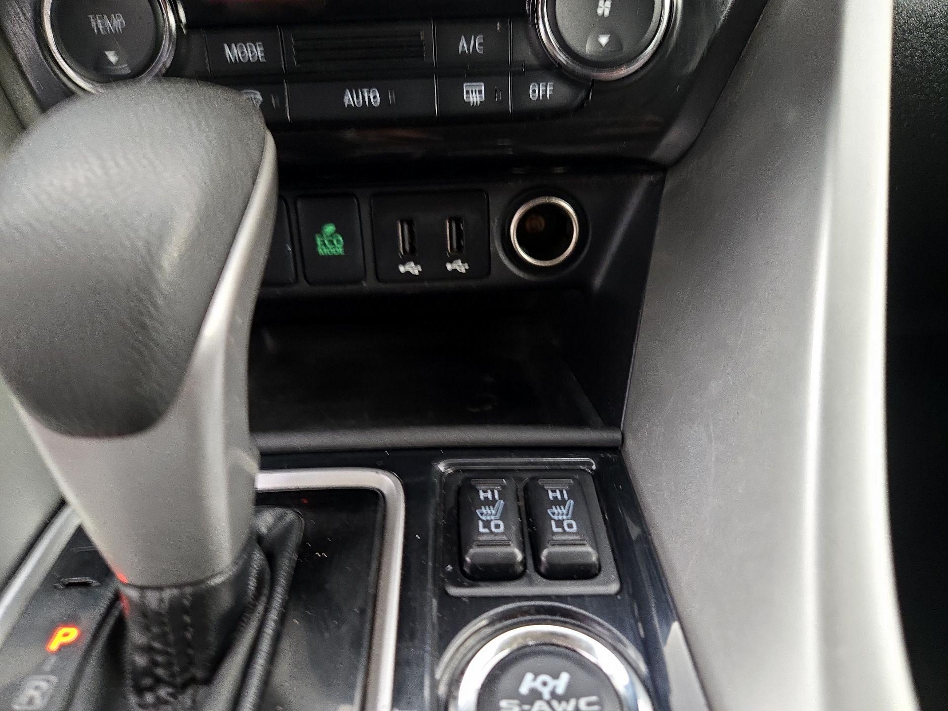 Thumbnail: 2020 Mitsubishi Eclipse Cross - 18