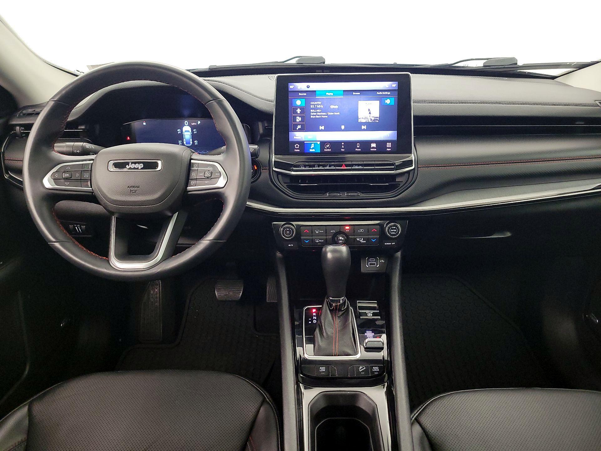 Thumbnail: 2022 Jeep Compass - 9