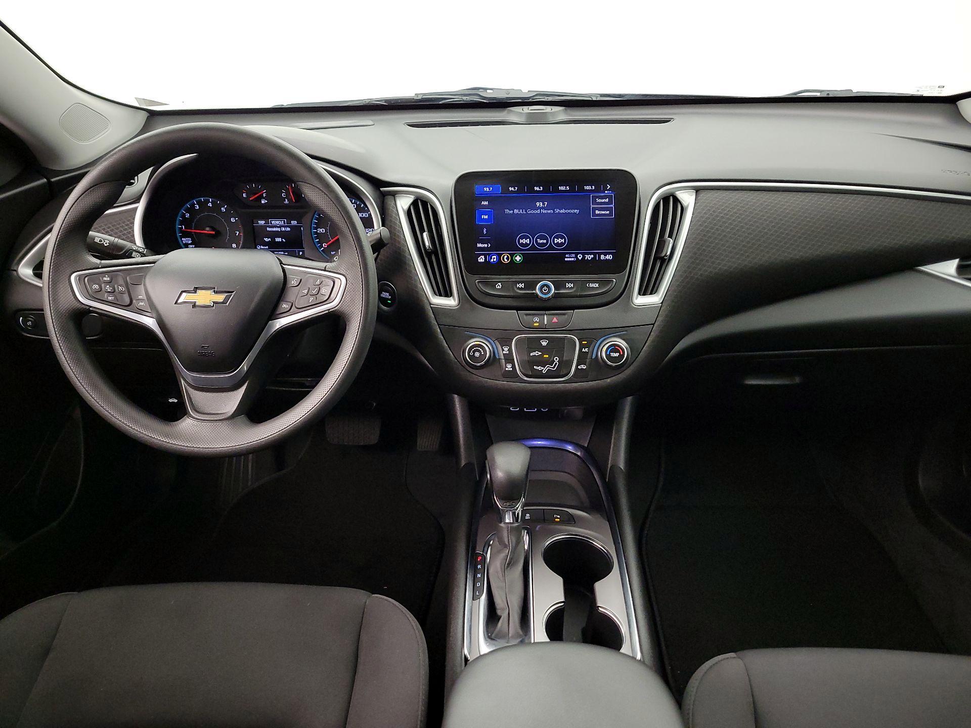 Thumbnail: 2022 Chevrolet Malibu - 9