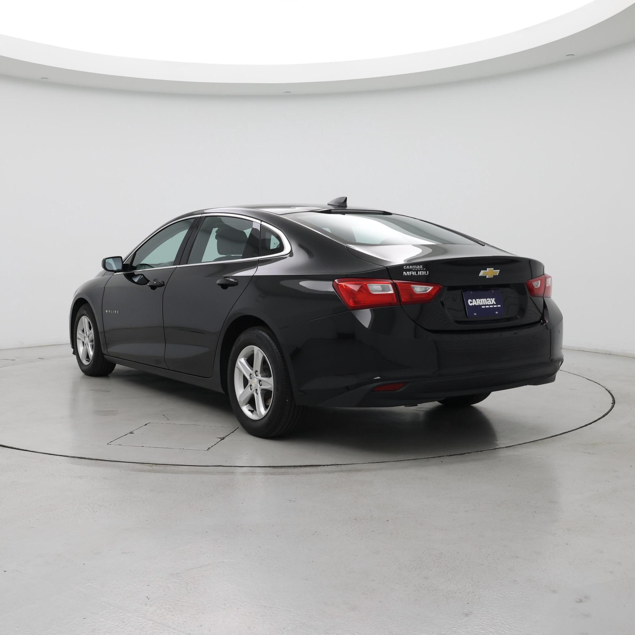 Thumbnail: 2022 Chevrolet Malibu - 2