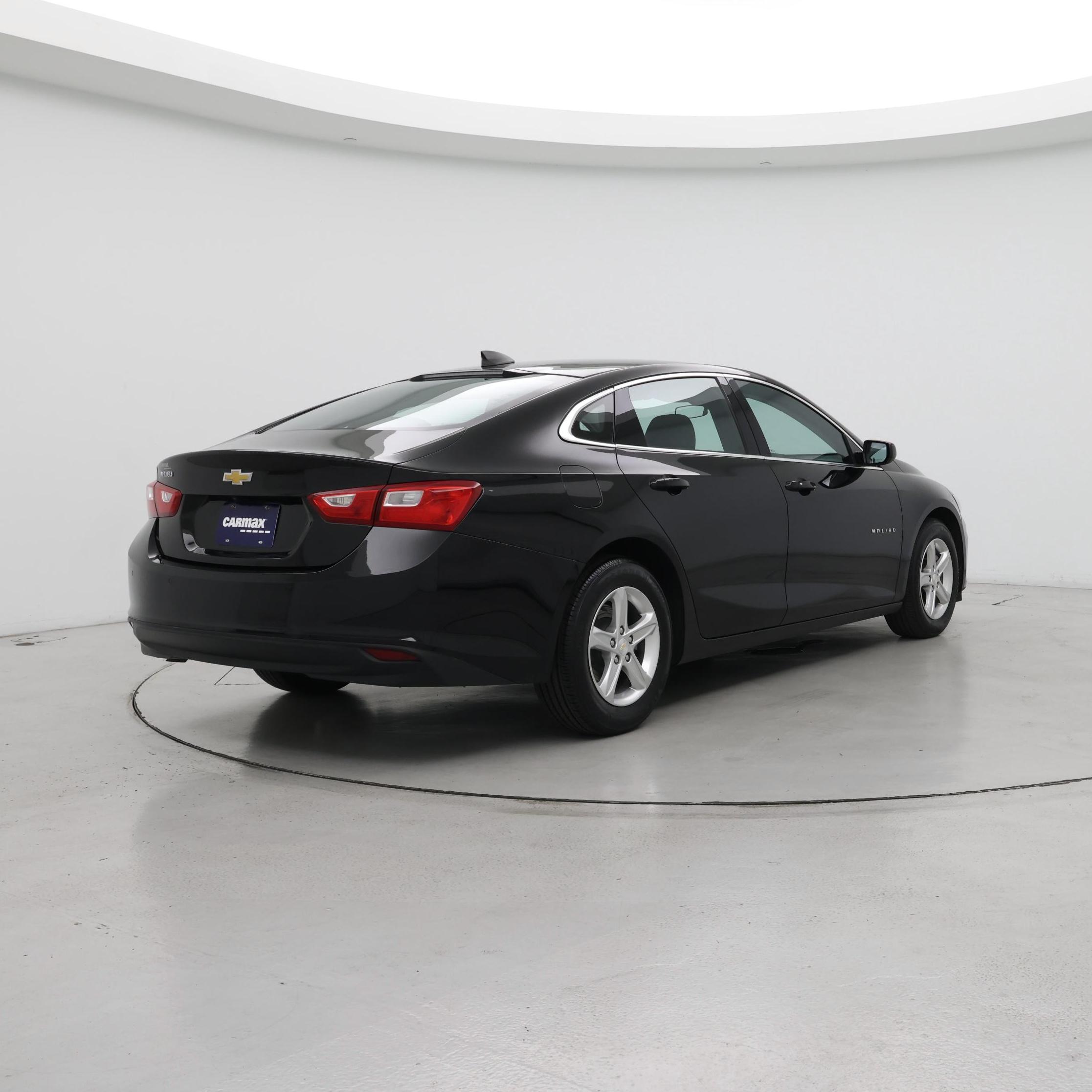 Thumbnail: 2022 Chevrolet Malibu - 8