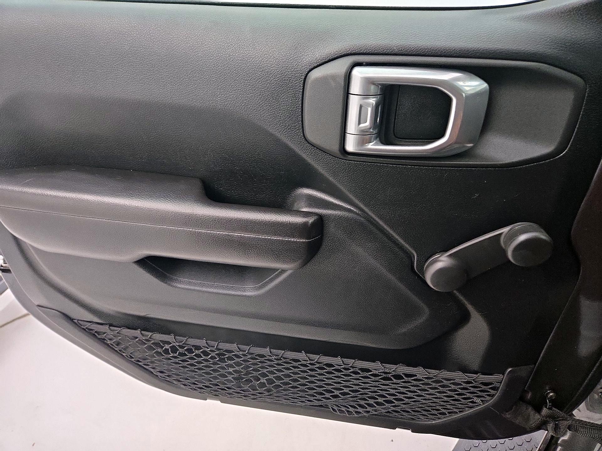 Thumbnail: 2021 Jeep Wrangler - 12