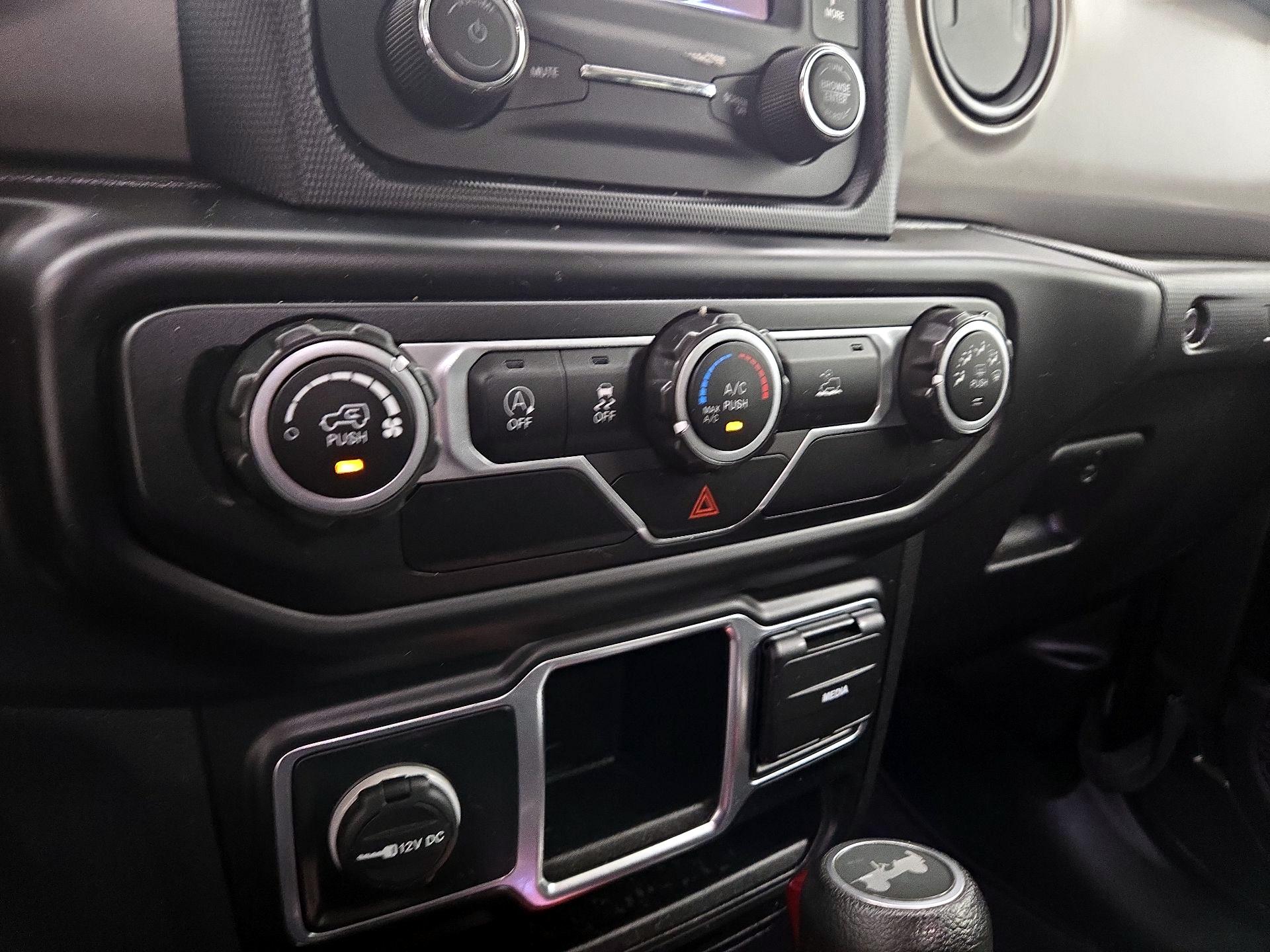 Thumbnail: 2021 Jeep Wrangler - 16