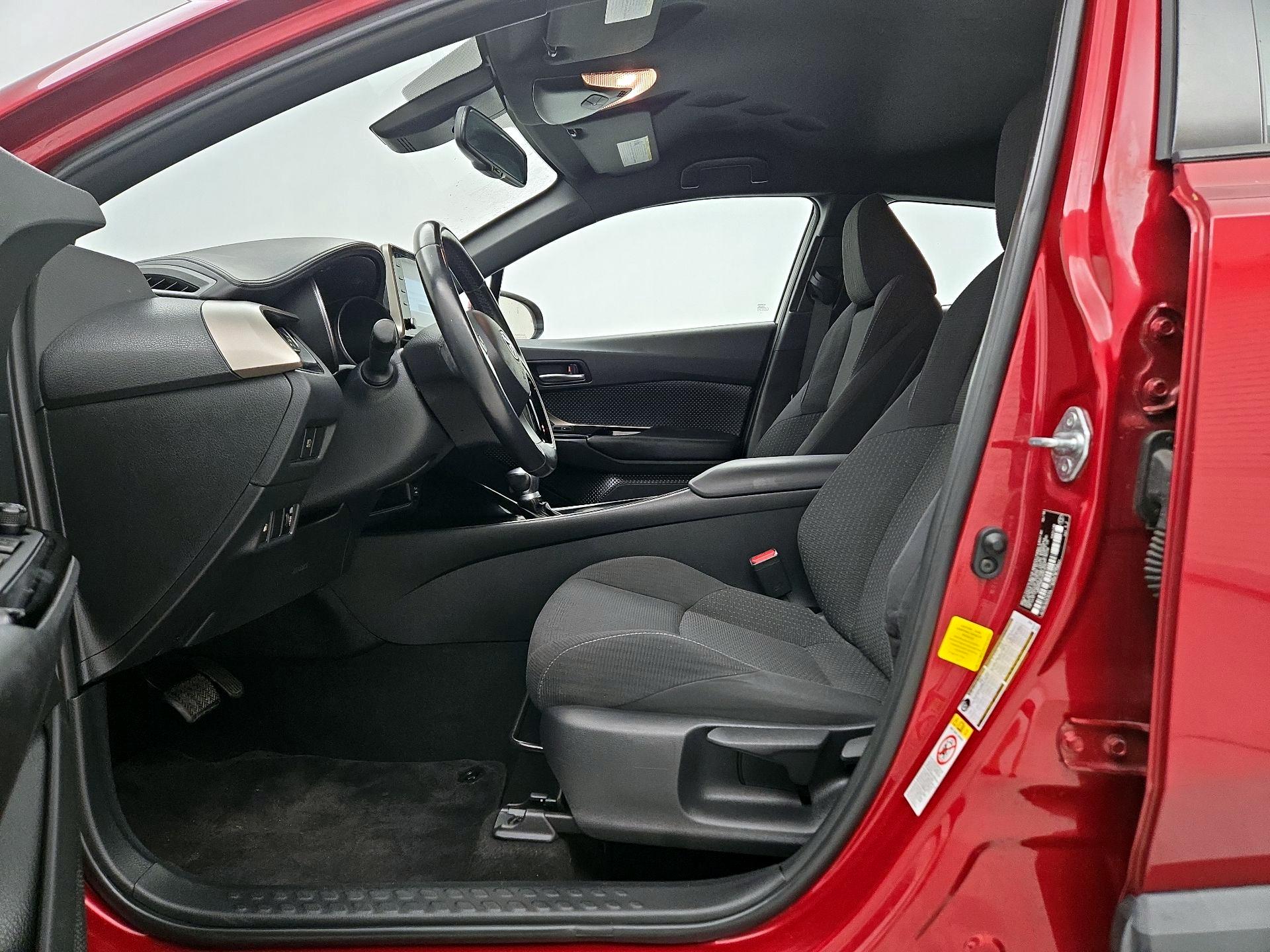 Thumbnail: 2019 Toyota C-HR - 11
