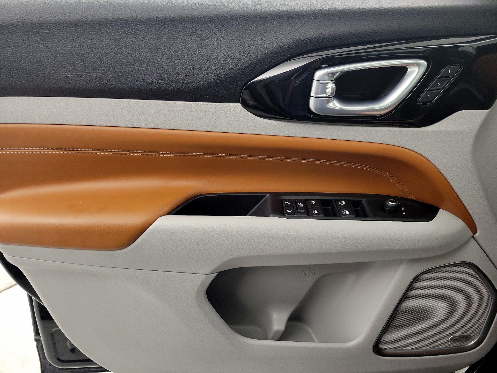 Thumbnail: 2022 Jeep Compass - 12