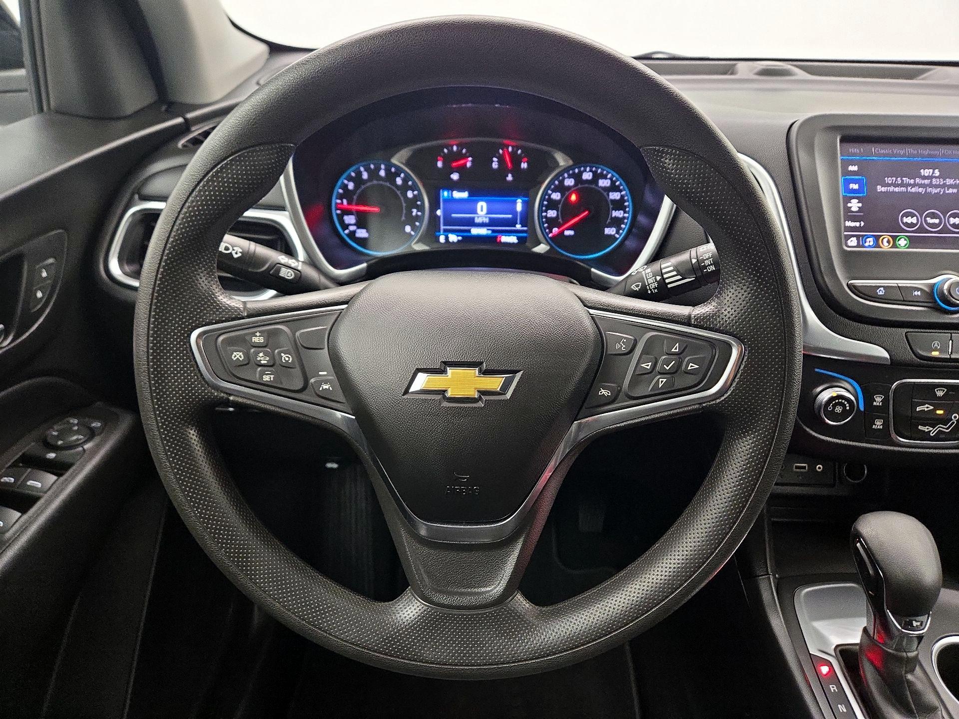 Thumbnail: 2022 Chevrolet Equinox - 10