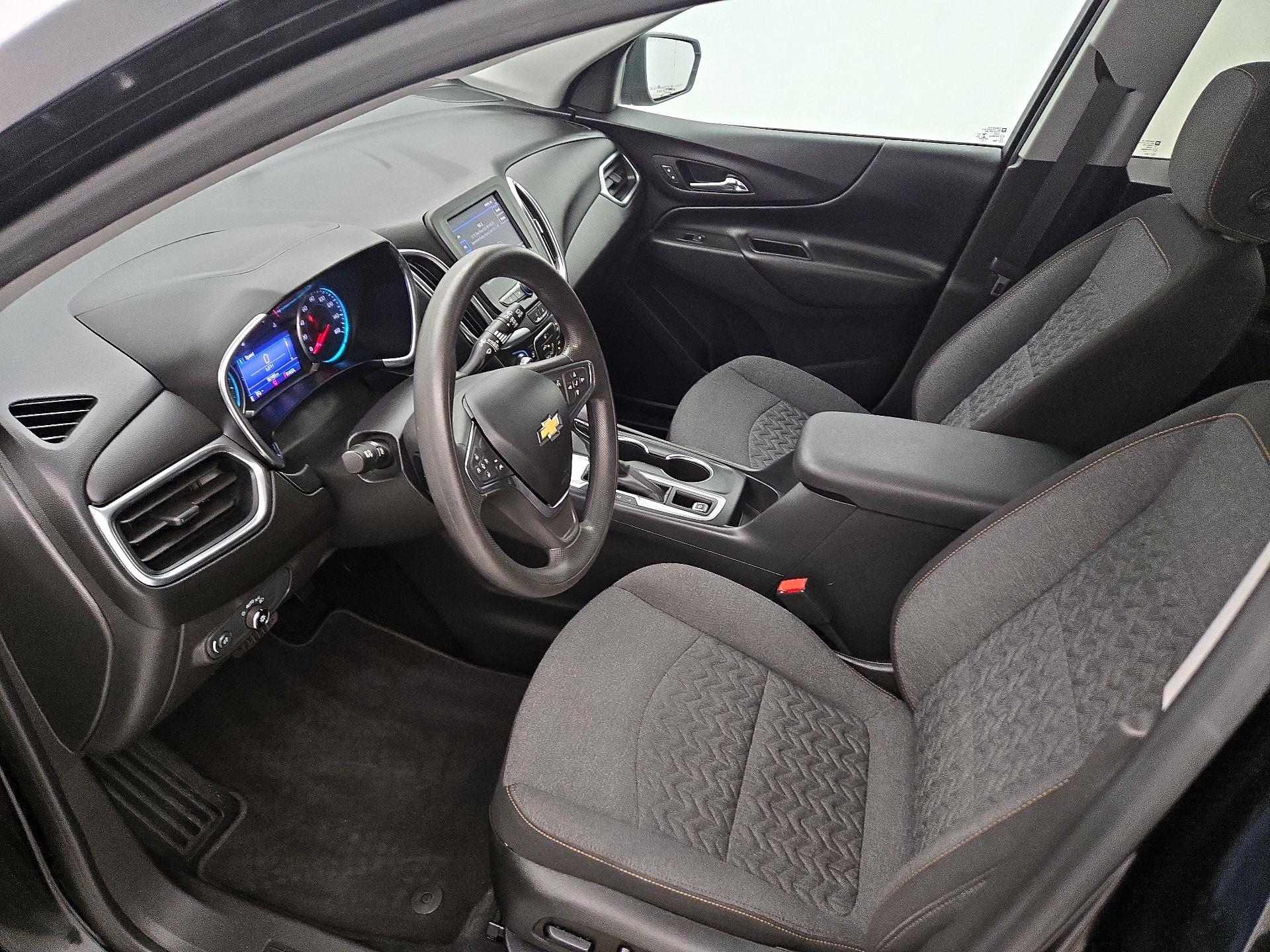 Thumbnail: 2022 Chevrolet Equinox - 11