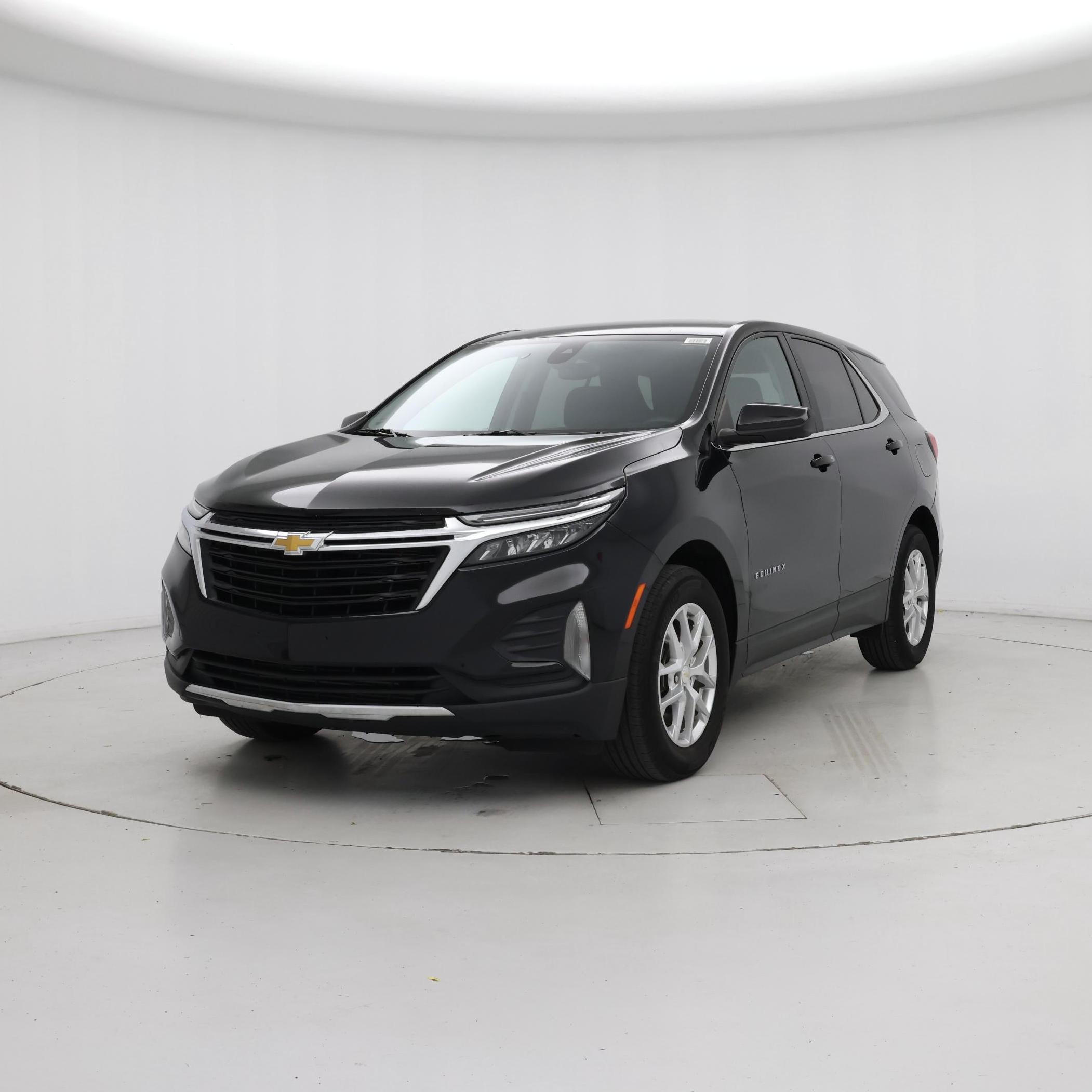 Thumbnail: 2022 Chevrolet Equinox - 4