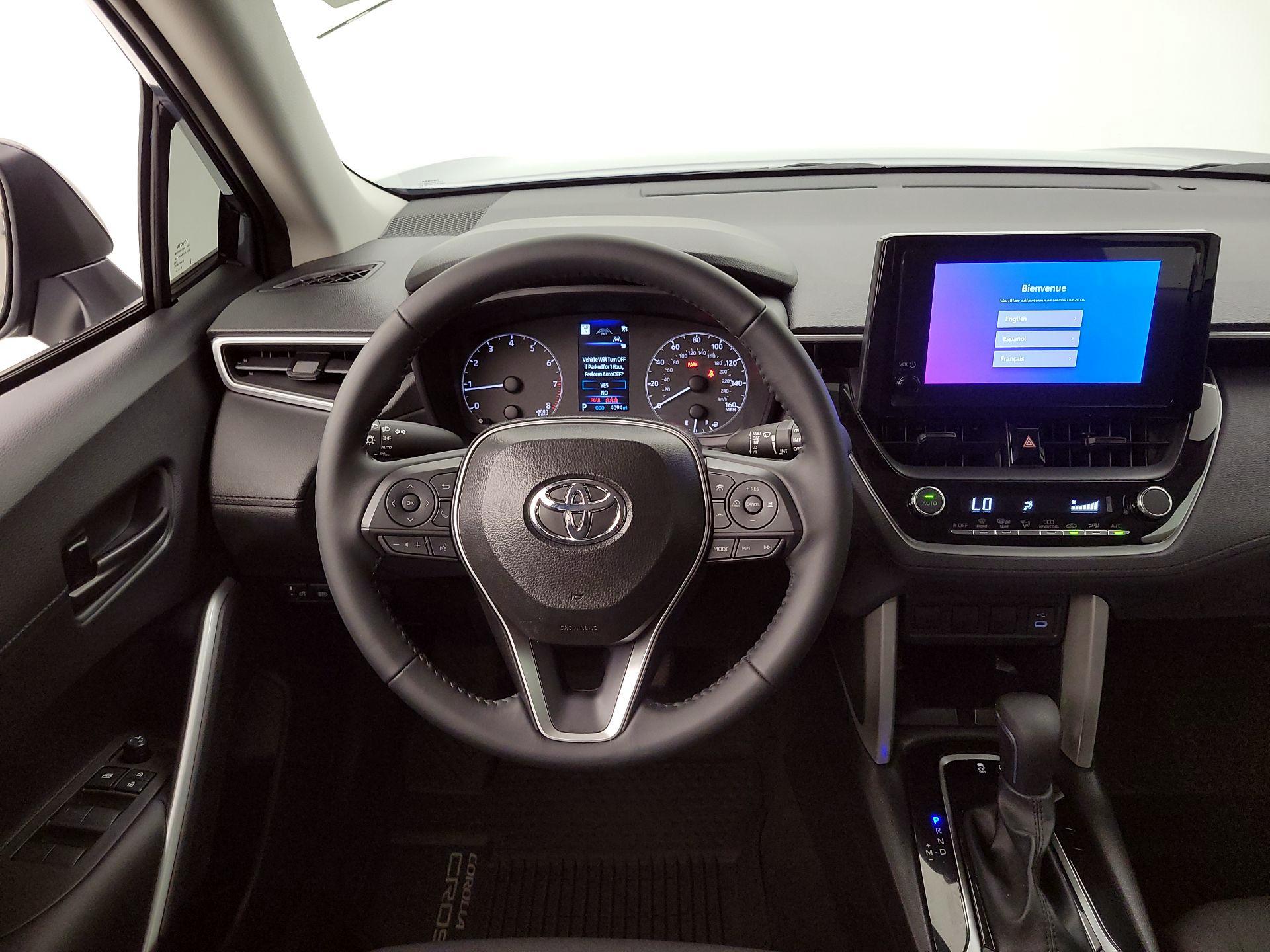 Thumbnail: 2025 Toyota Corolla Cross - 10