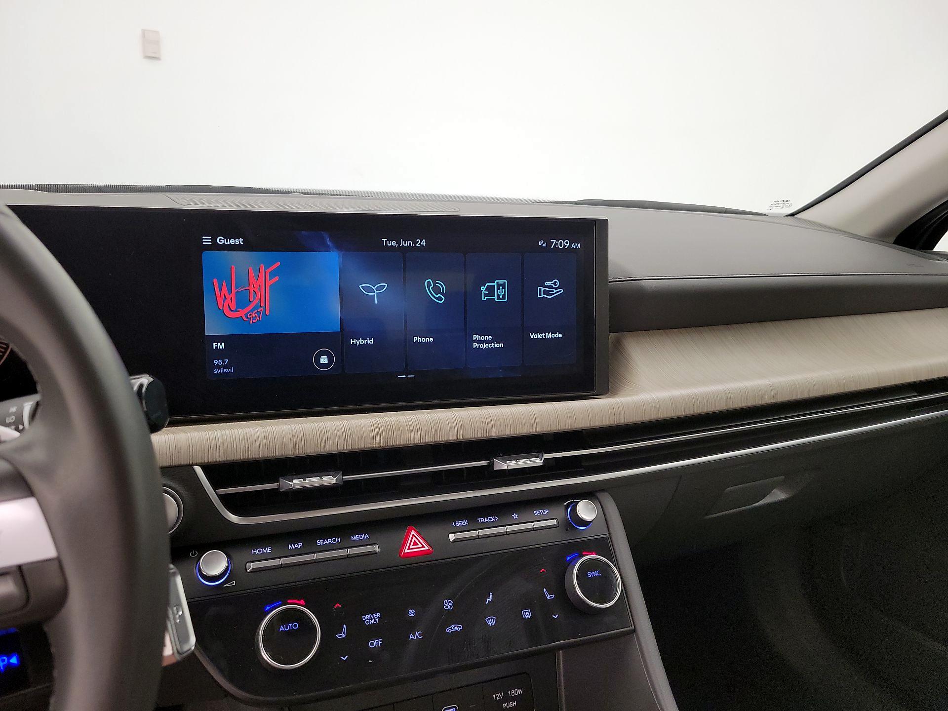 Thumbnail: 2024 Hyundai Sonata - 14