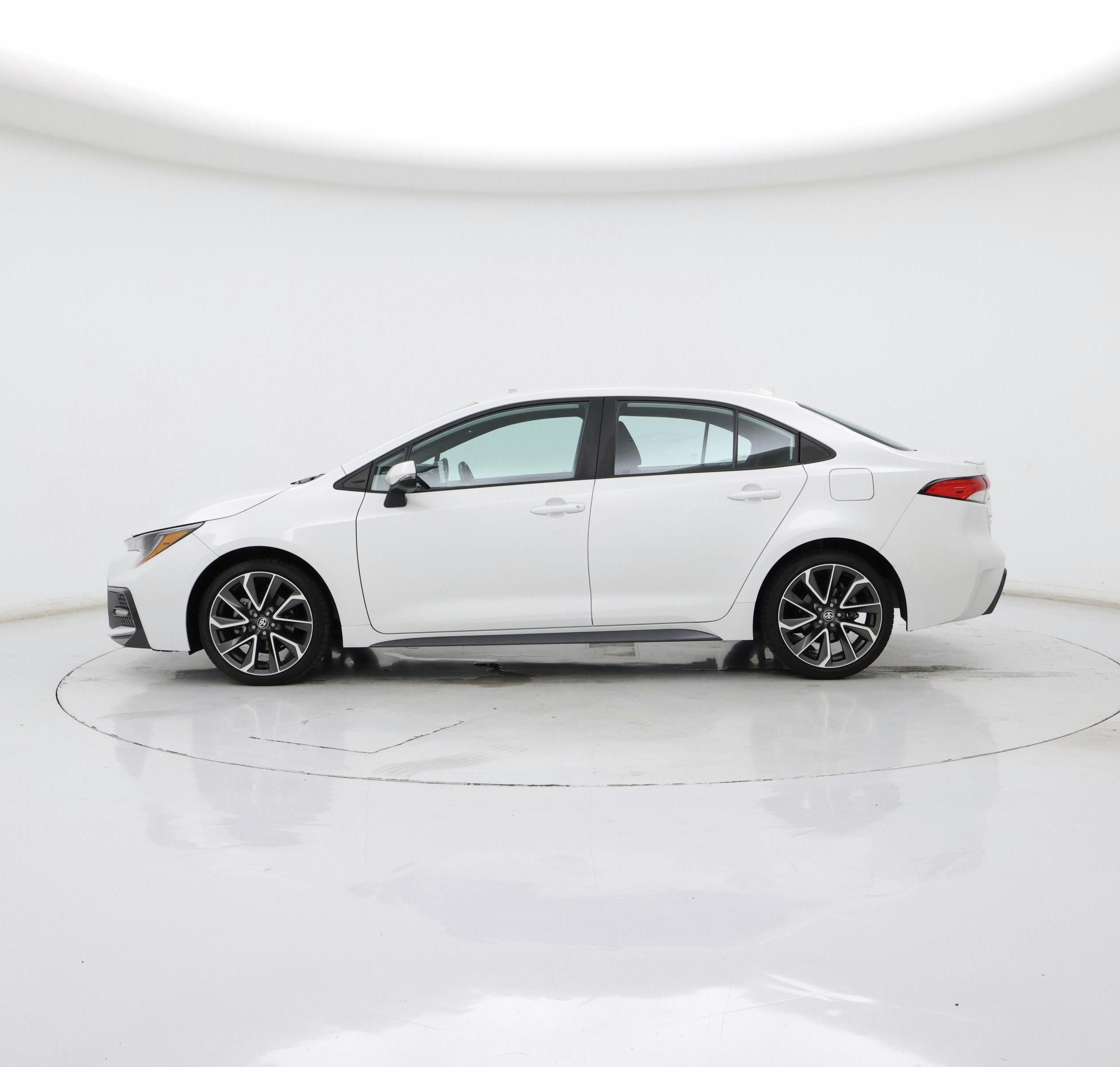 Thumbnail: 2022 Toyota Corolla - 3