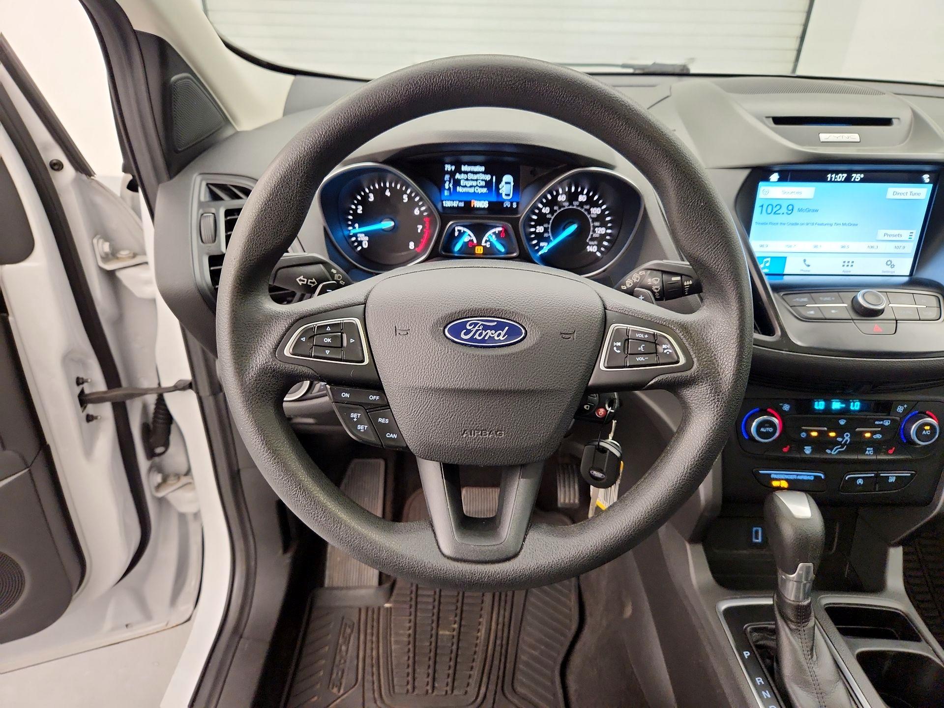 Thumbnail: 2017 Ford Escape - 10