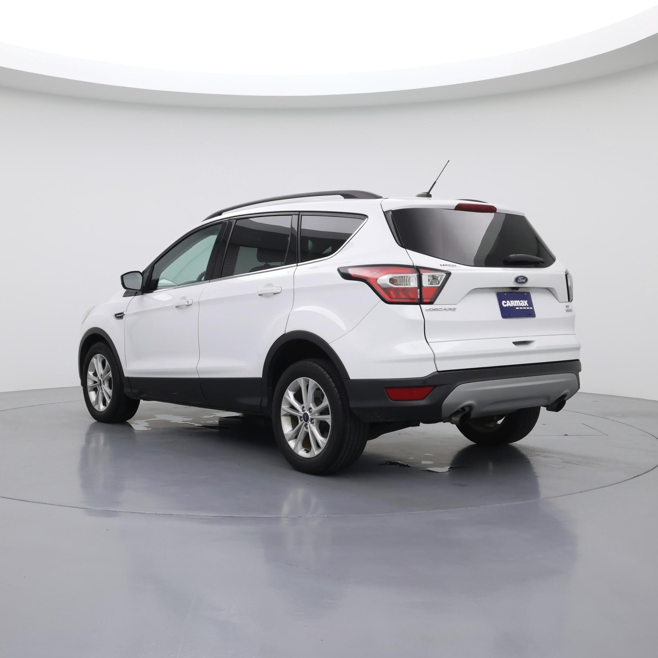 Thumbnail: 2017 Ford Escape - 2