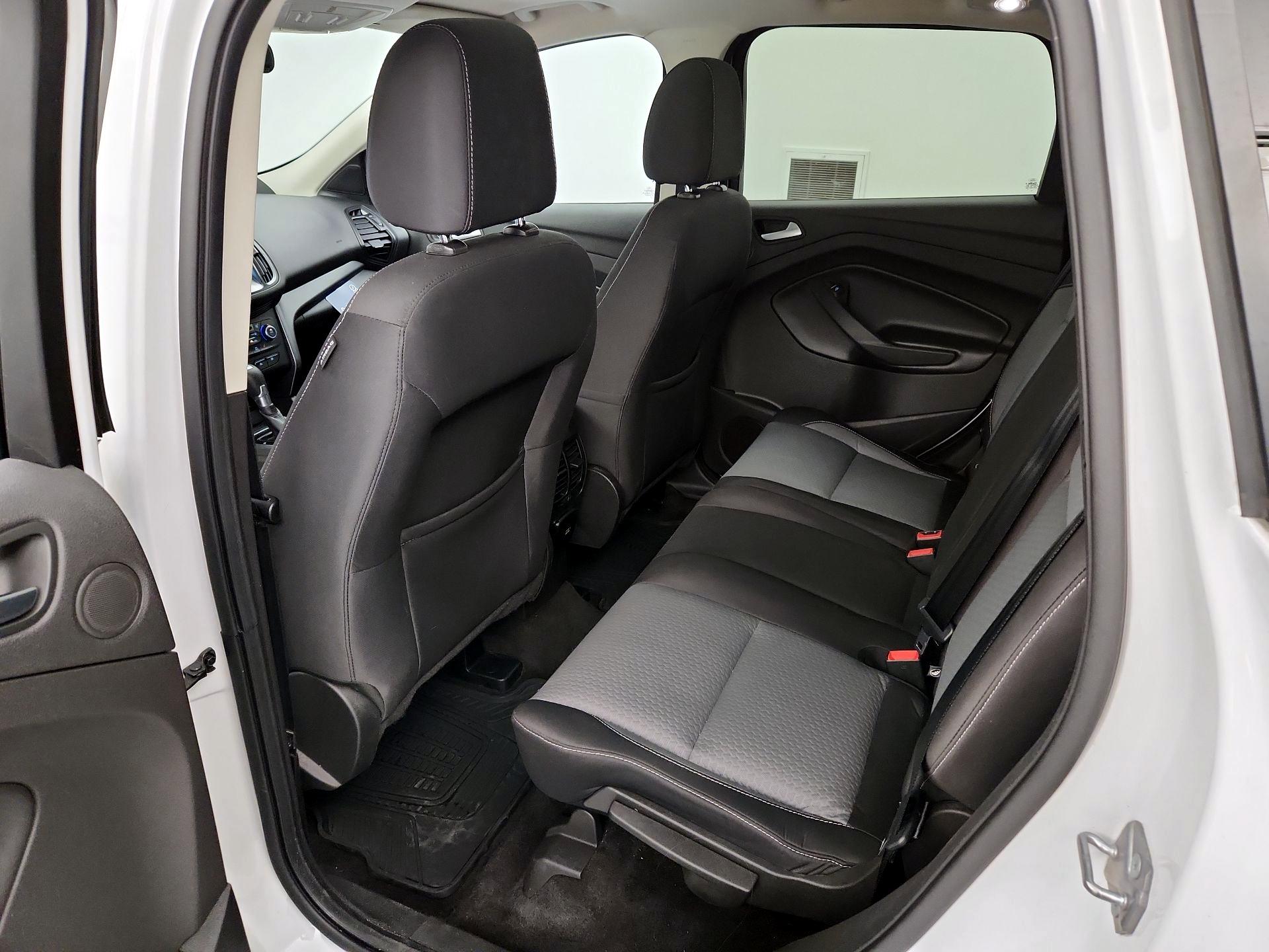 Thumbnail: 2017 Ford Escape - 20