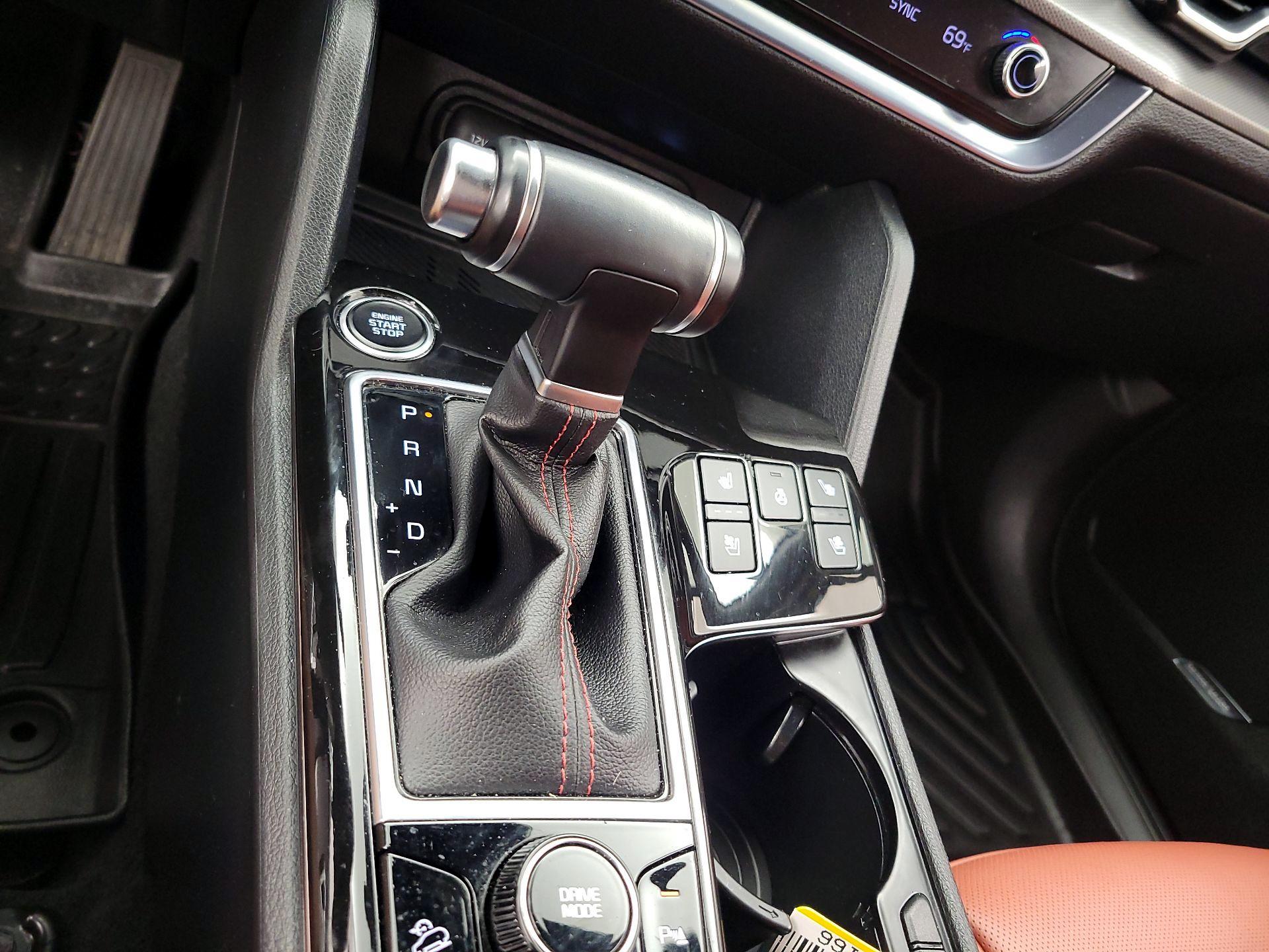Thumbnail: 2023 Kia Sportage - 16
