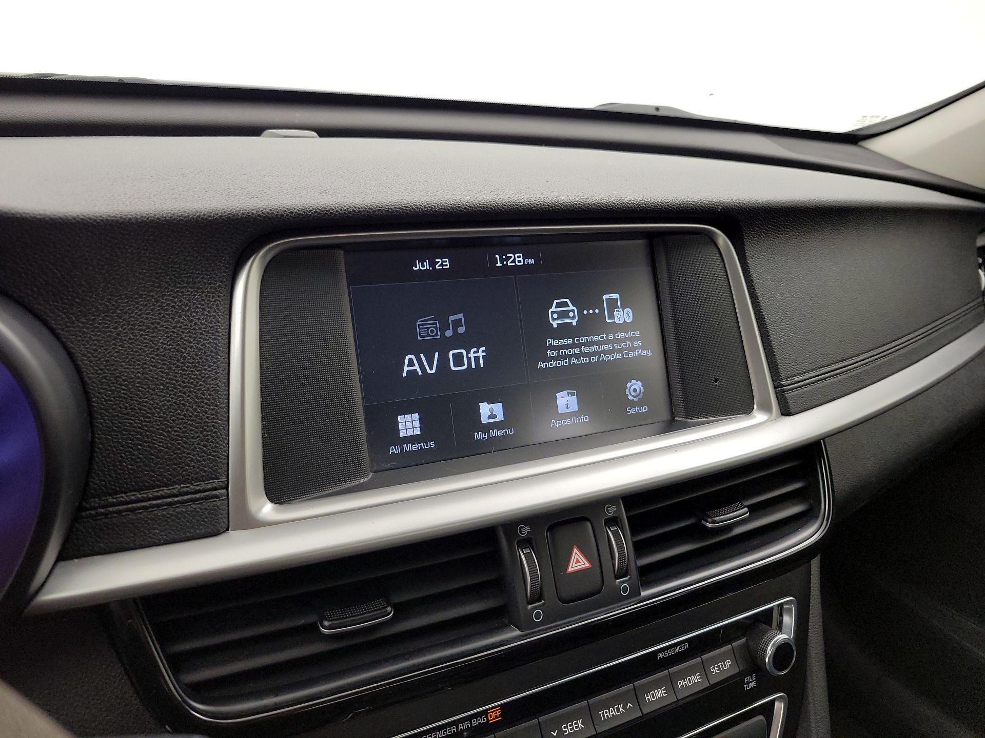Thumbnail: 2019 Kia Optima - 13