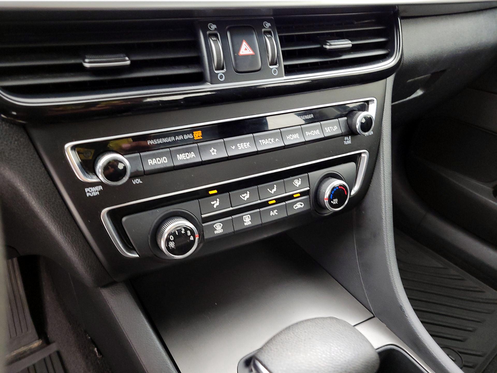 Thumbnail: 2019 Kia Optima - 14