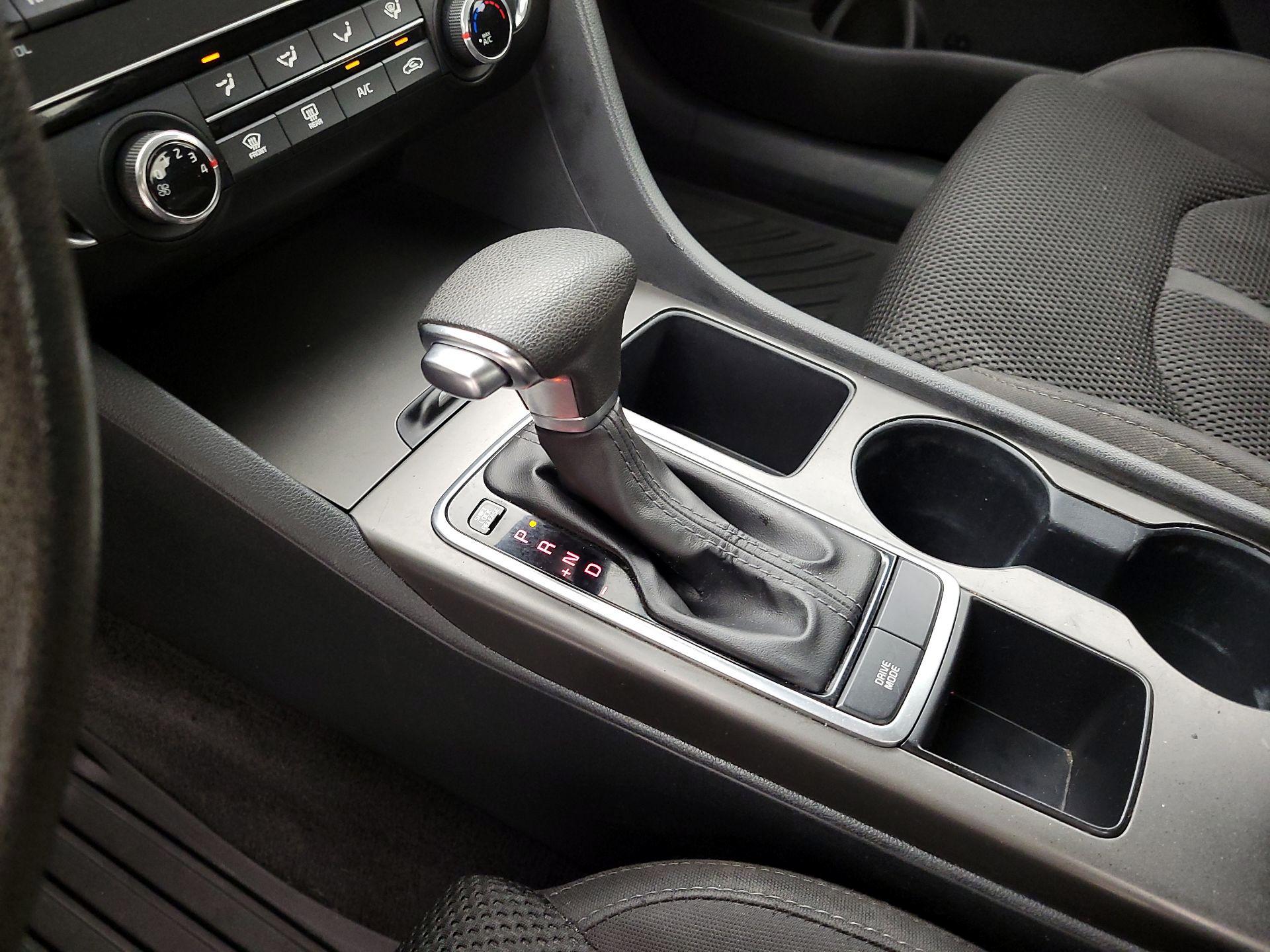Thumbnail: 2019 Kia Optima - 15