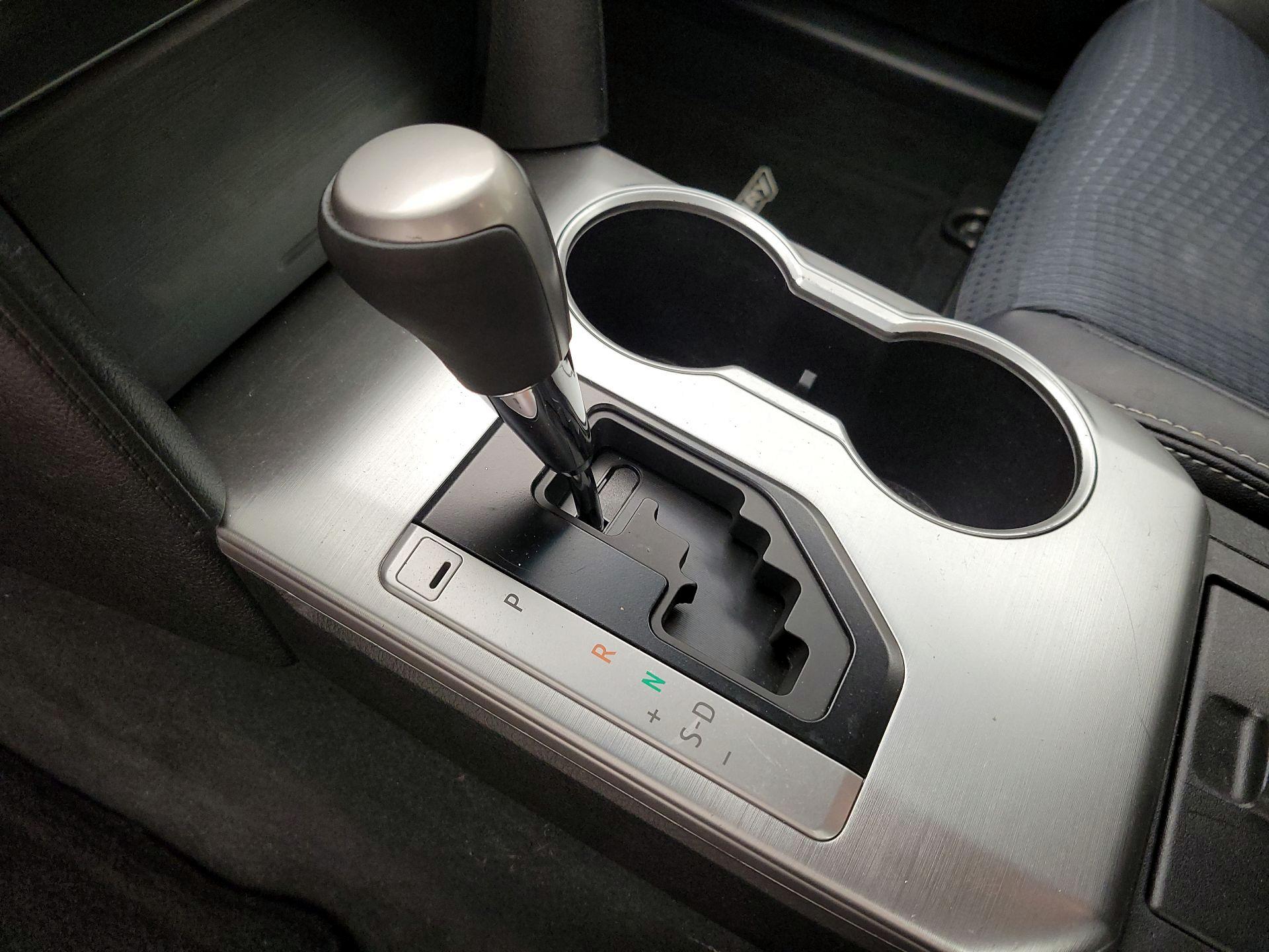 Thumbnail: 2014 Toyota Camry - 15