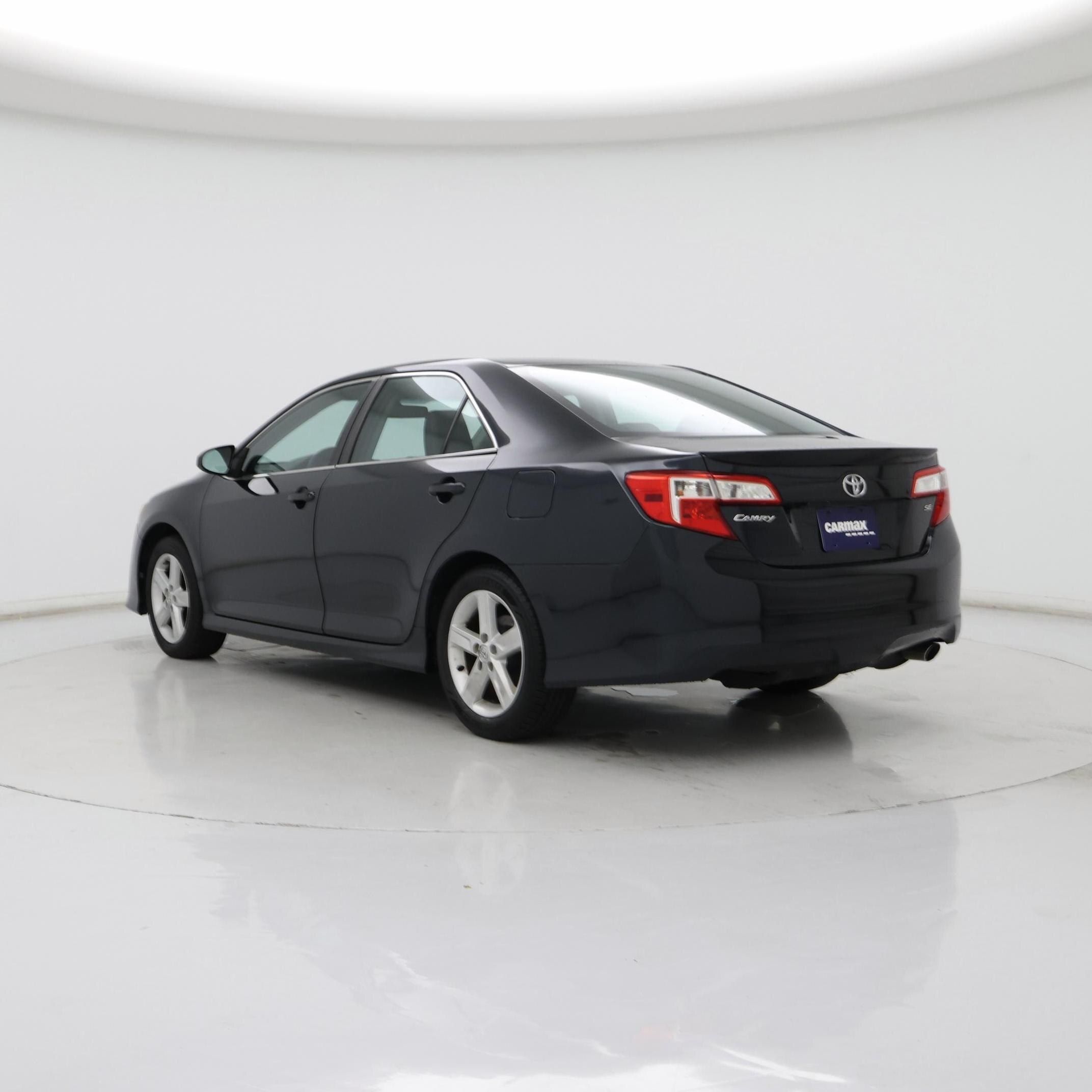 Thumbnail: 2014 Toyota Camry - 2