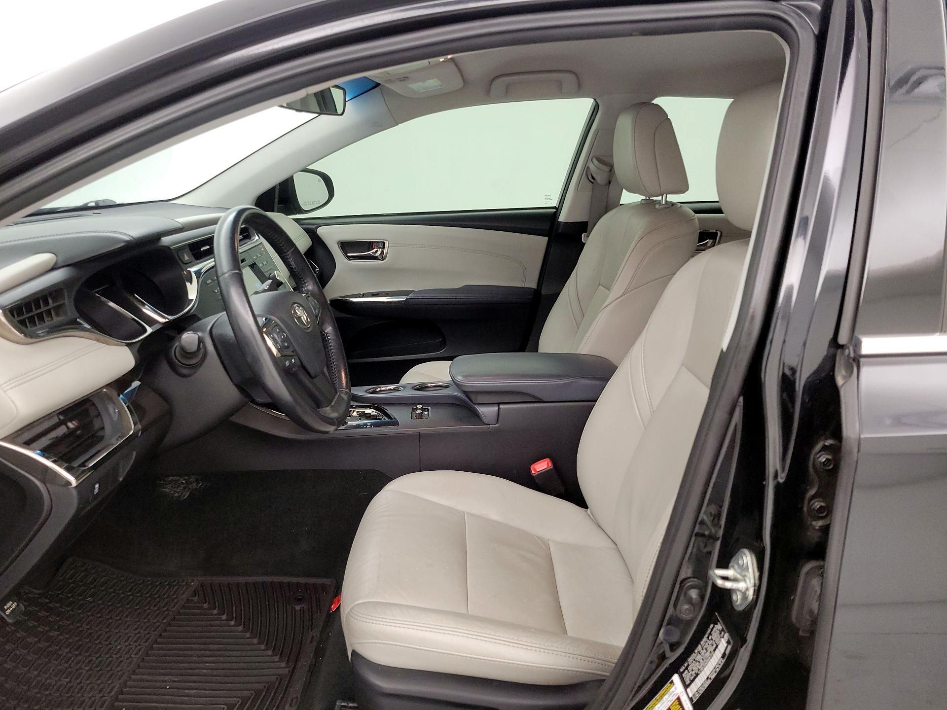 Thumbnail: 2013 Toyota Avalon - 11