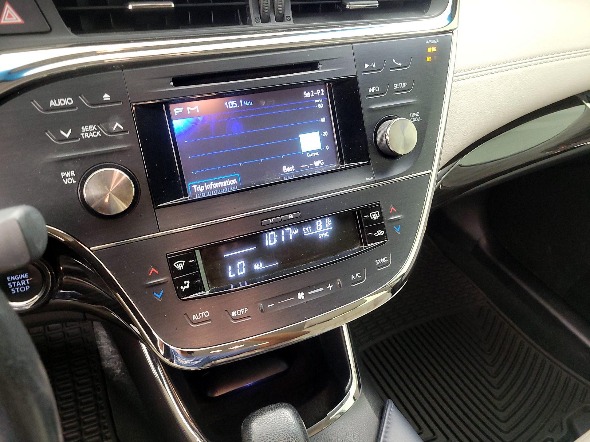 Thumbnail: 2013 Toyota Avalon - 13