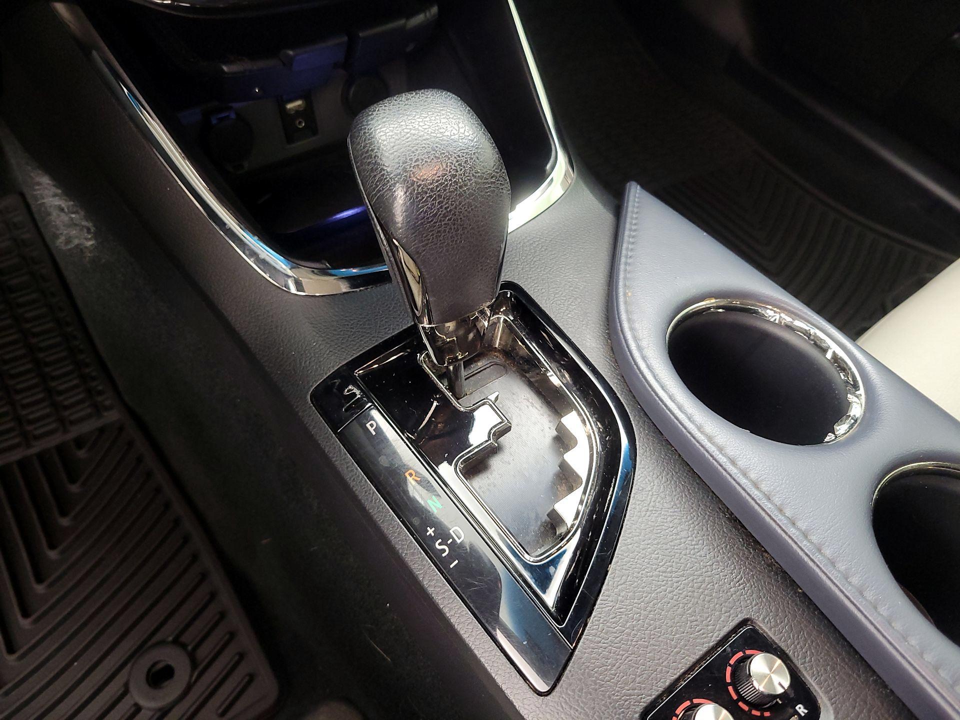 Thumbnail: 2013 Toyota Avalon - 15