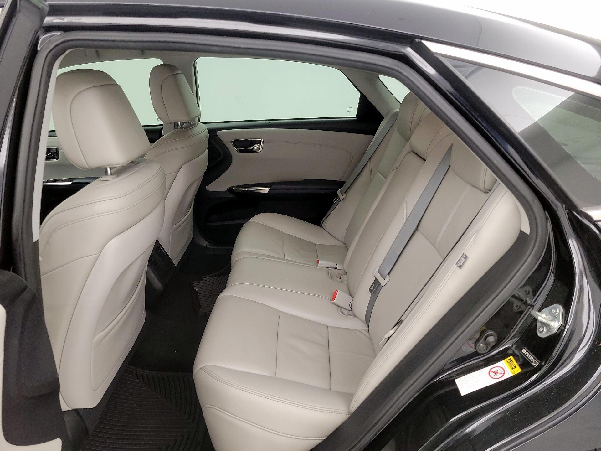 Thumbnail: 2013 Toyota Avalon - 16