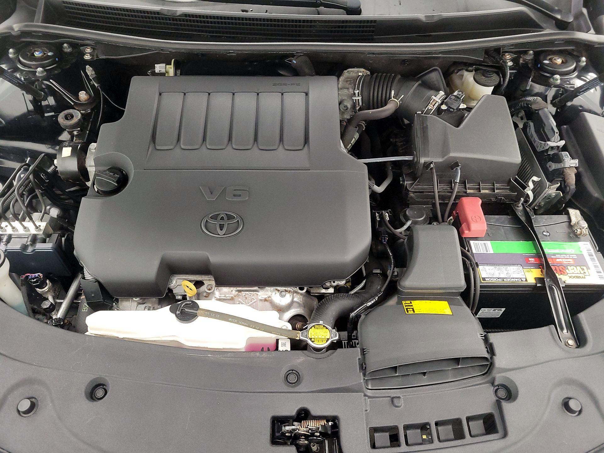 Thumbnail: 2013 Toyota Avalon - 18