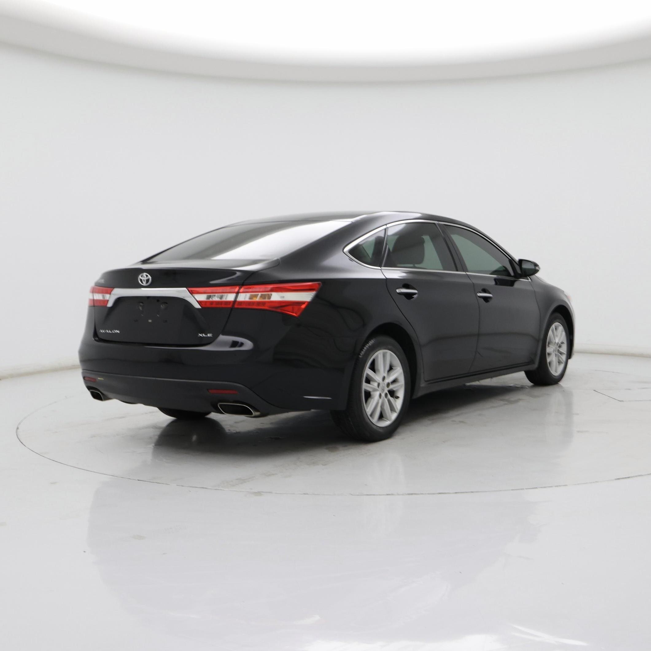 Thumbnail: 2013 Toyota Avalon - 8