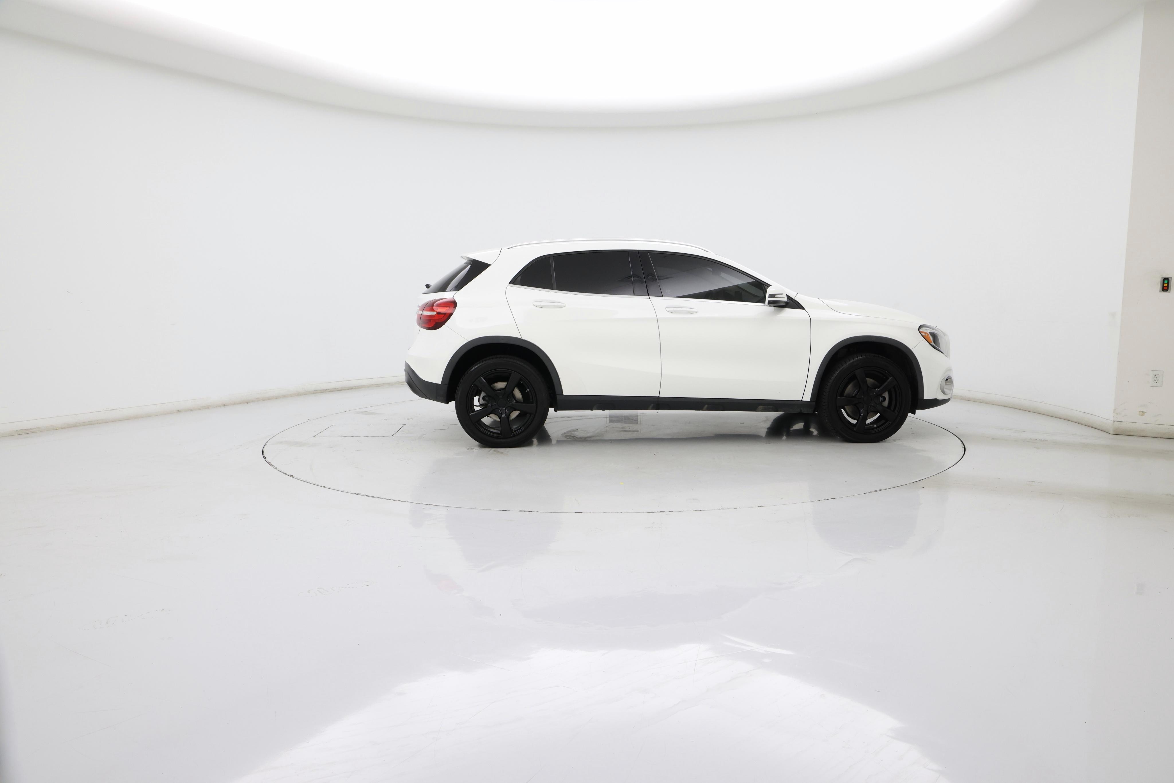 Thumbnail: 2019 Mercedes-Benz GLA - 7