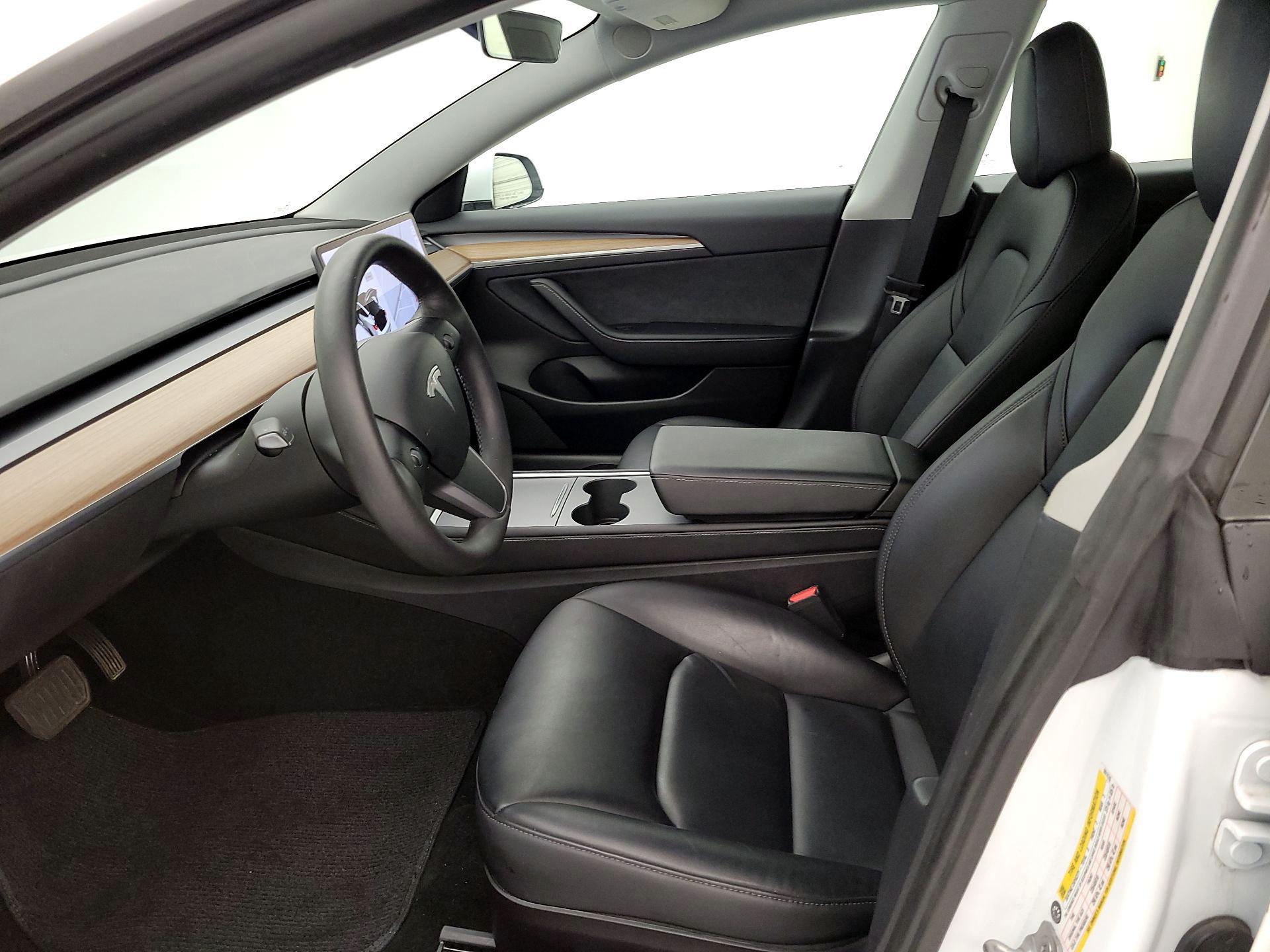 Thumbnail: 2021 Tesla Model 3 - 11